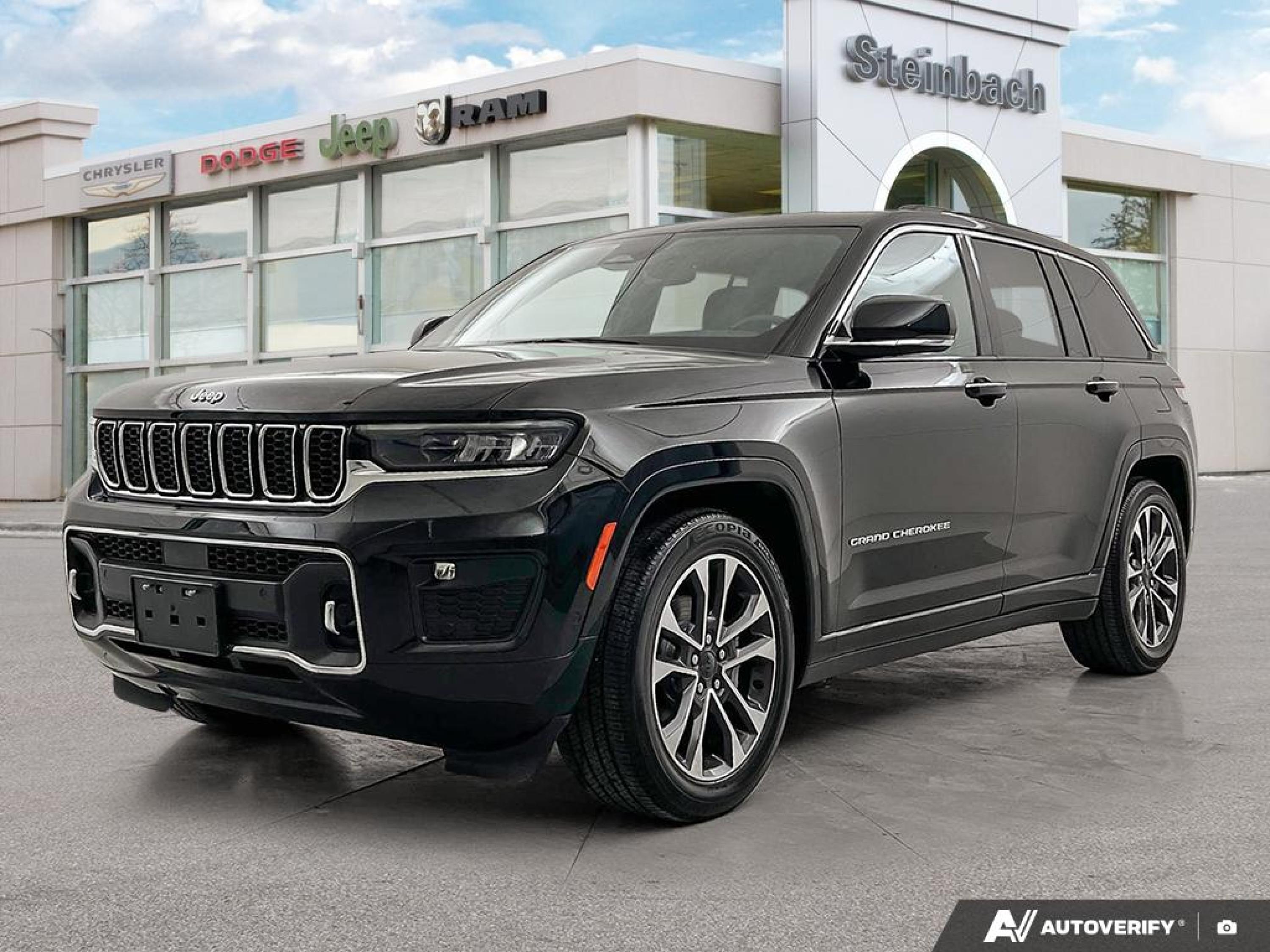 2023 Jeep Grand Cherokee Overland 4WD
