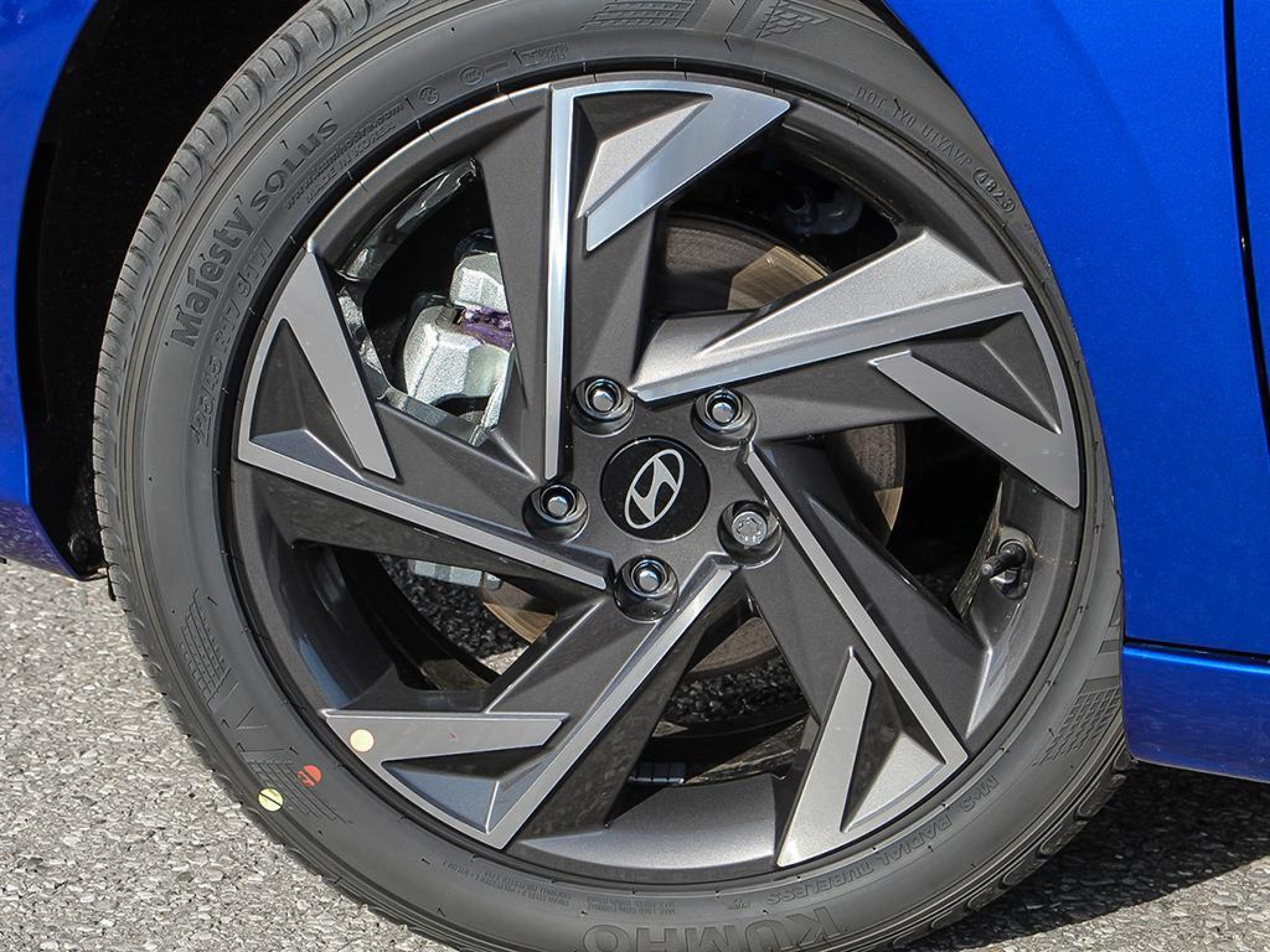 new 2025 Hyundai Elantra car, priced at $31,000