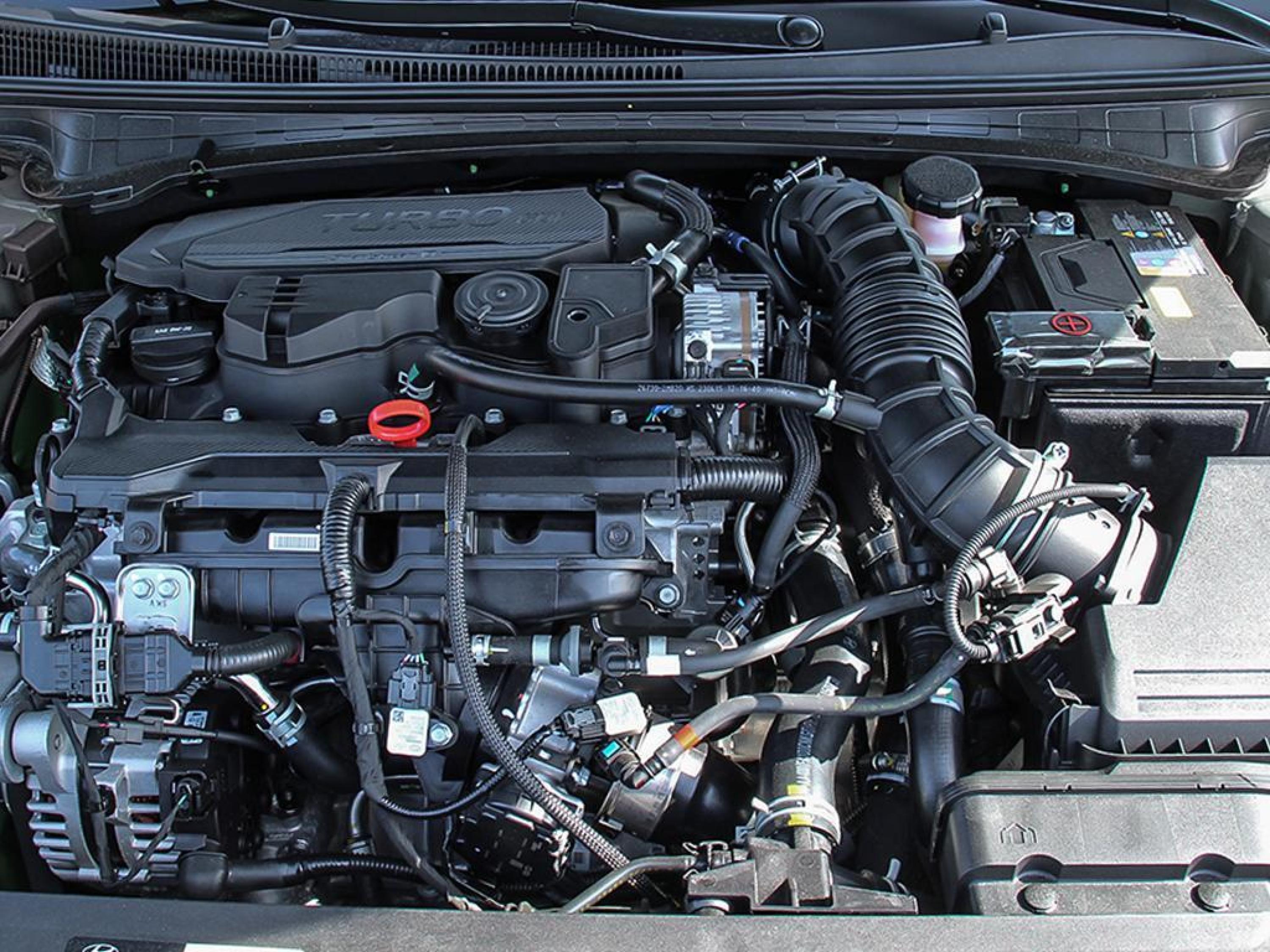 new 2025 Hyundai Elantra car, priced at $32,999