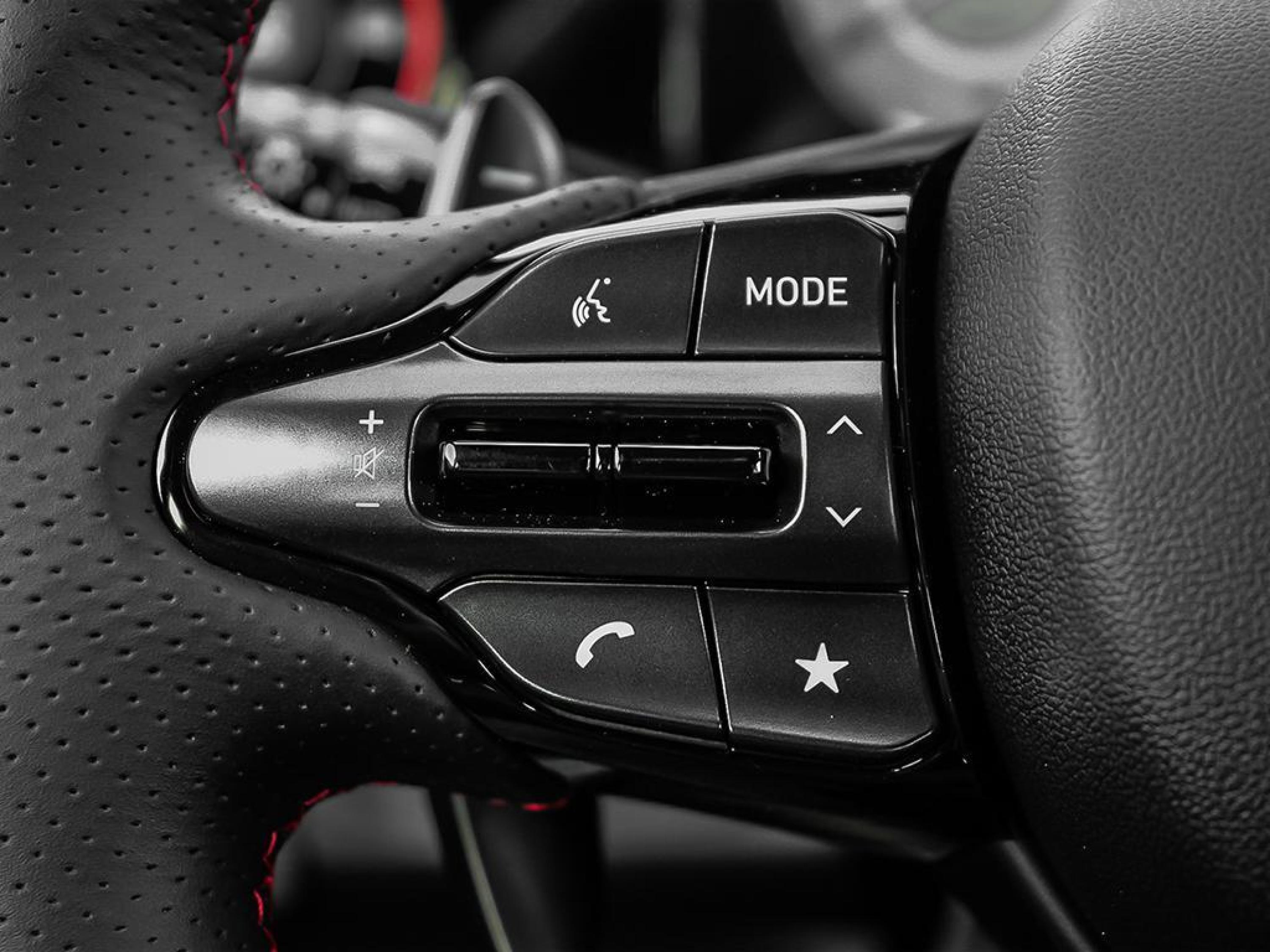 new 2025 Hyundai Elantra car, priced at $32,999