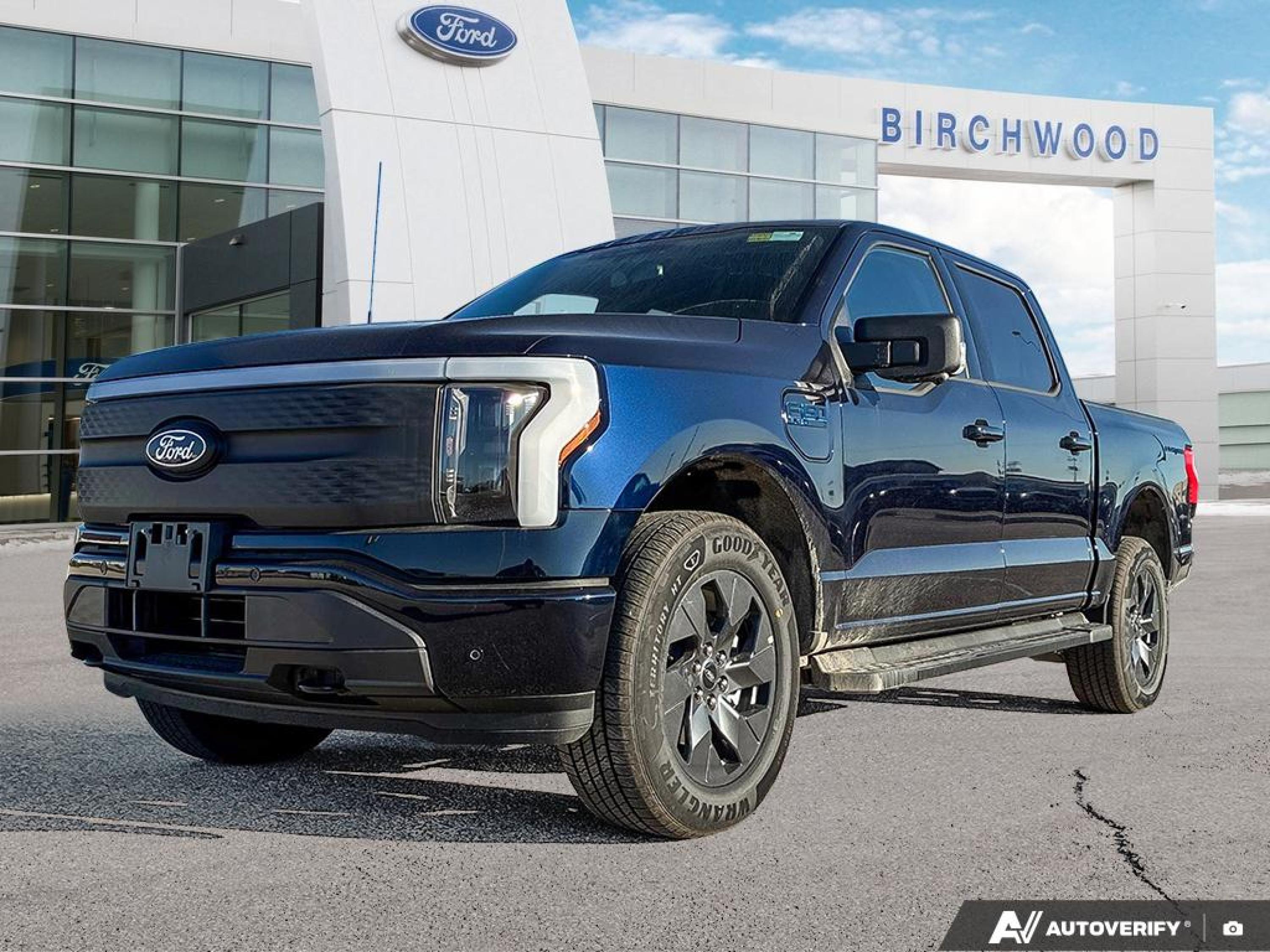 2025 Ford F-150 Lightning Flash SuperCrew AWD