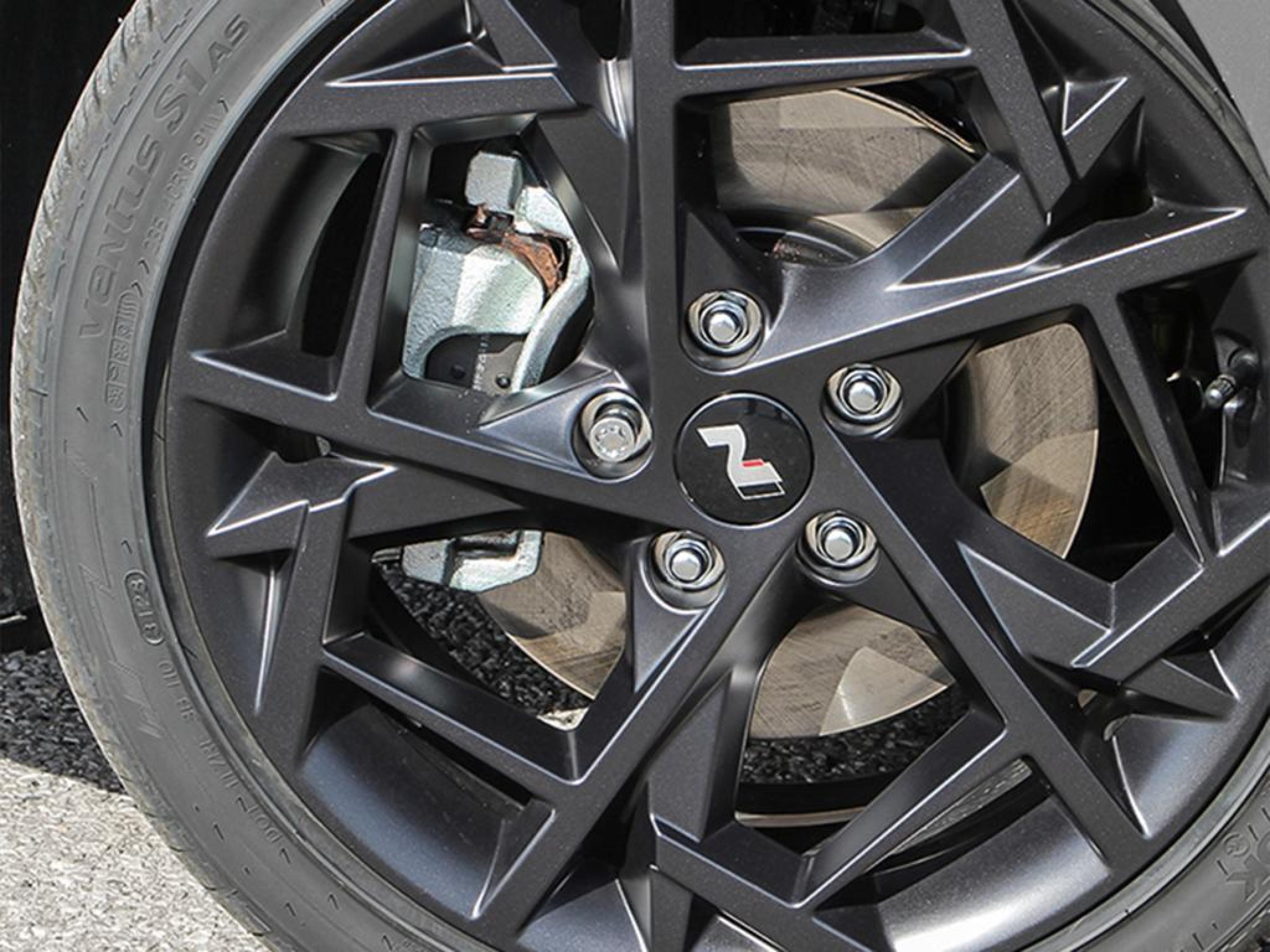 new 2025 Hyundai Elantra car, priced at $33,798