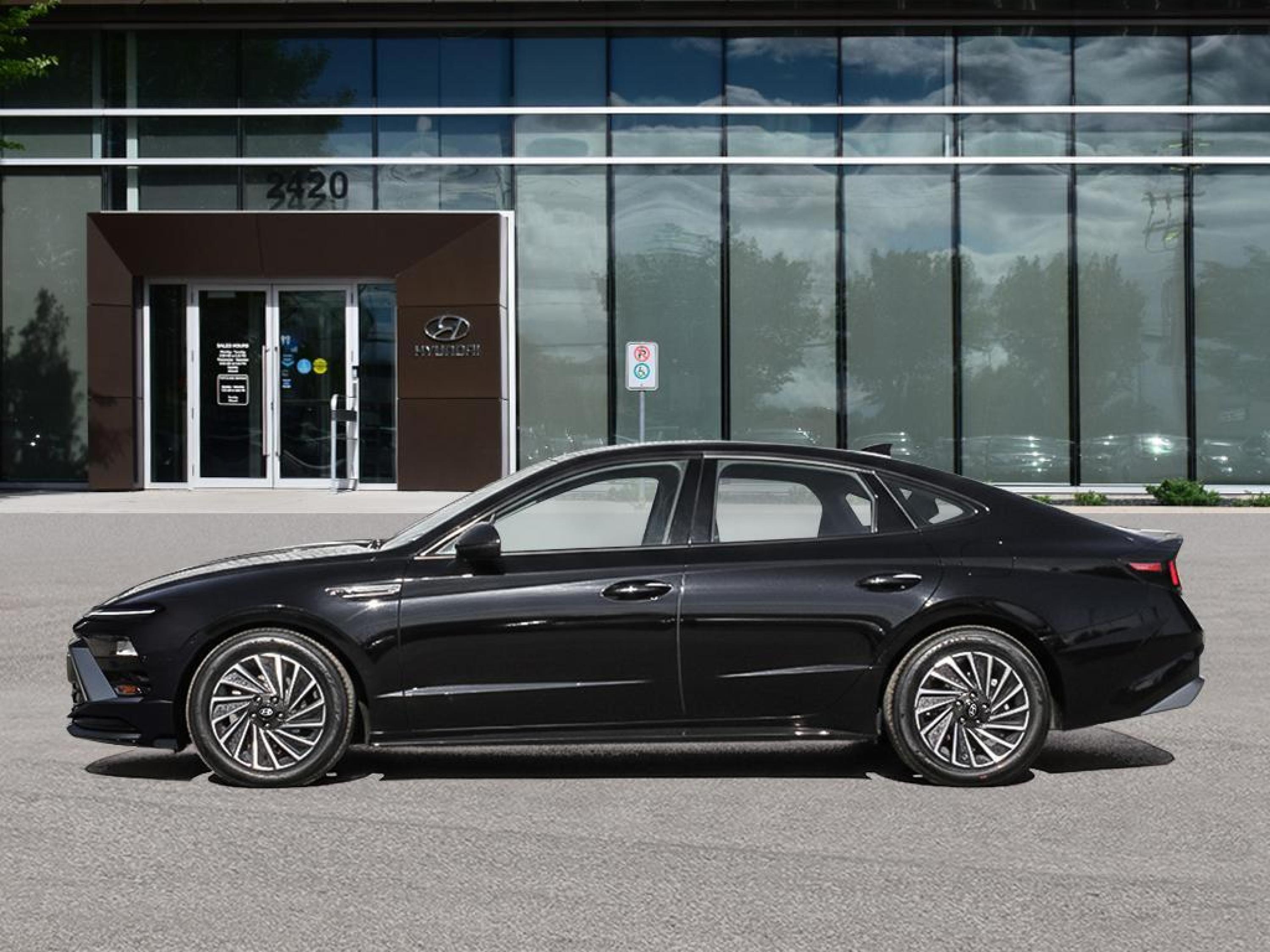 new 2026 Hyundai Sonata Hybrid car, priced at $40,118