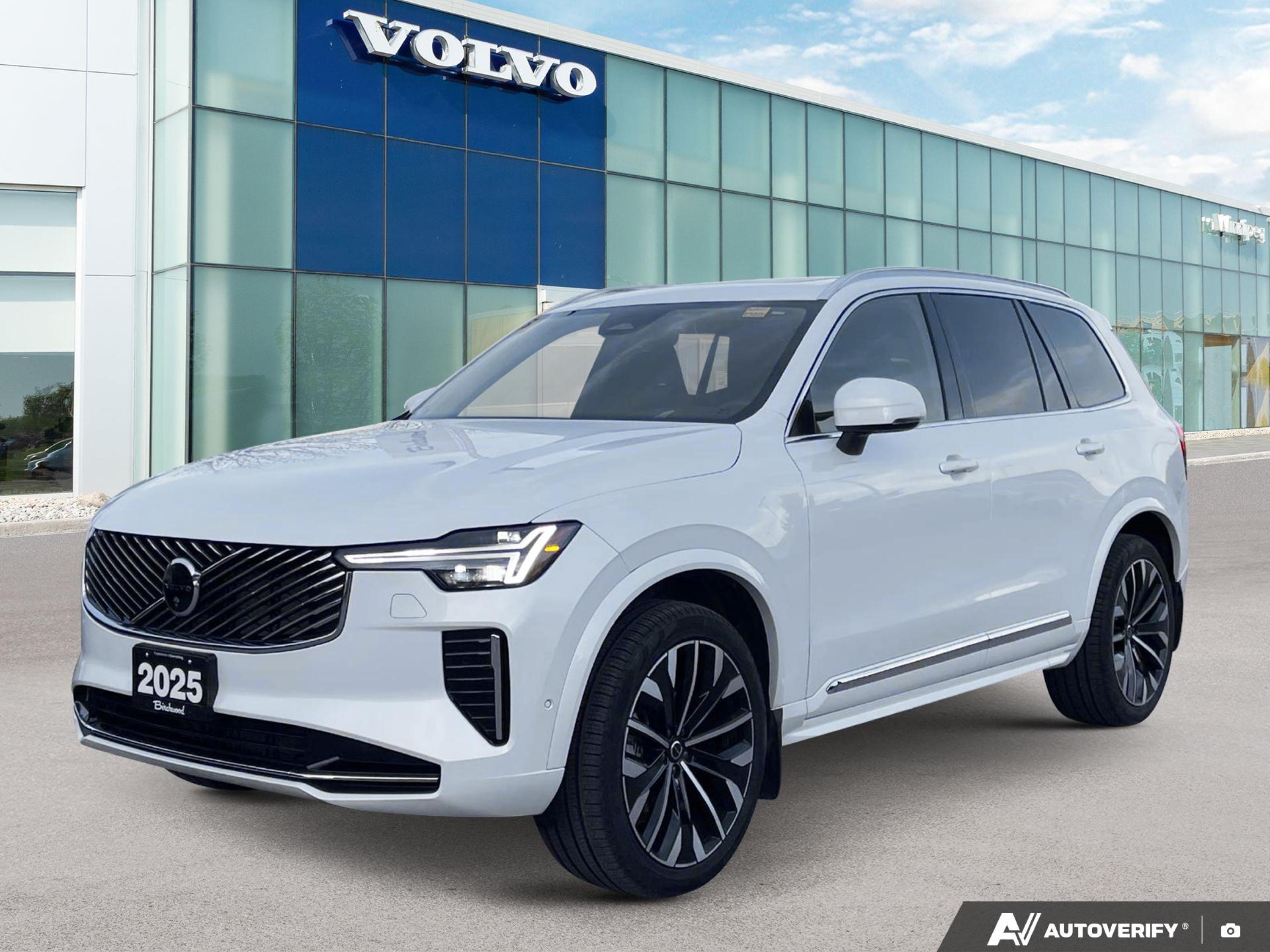 Volvo XC90 B6 Plus Bright Theme 7-Passenger AWD 2025