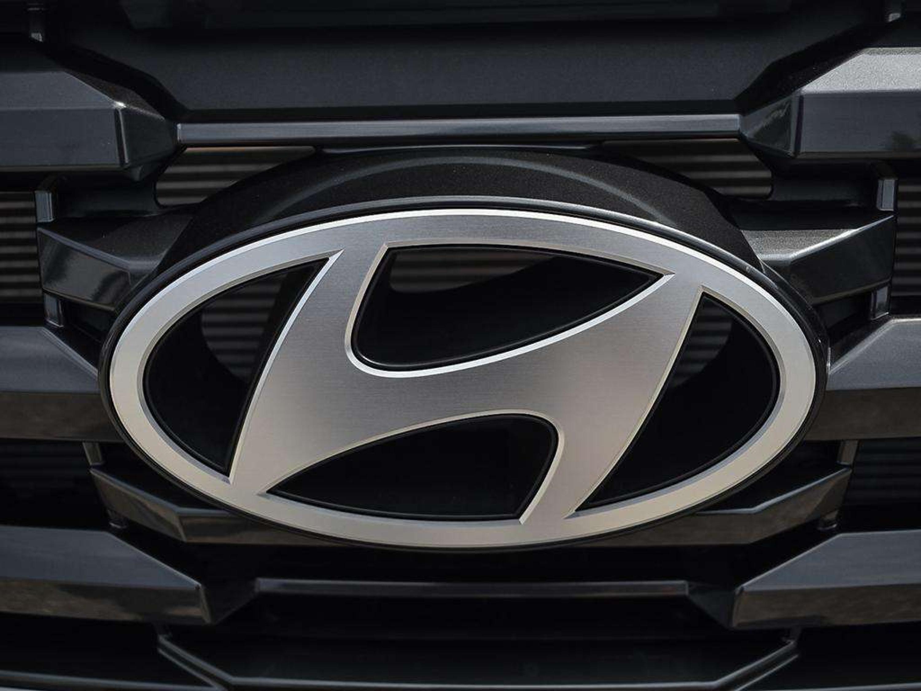 new 2026 Hyundai Tucson car, priced at $40,203