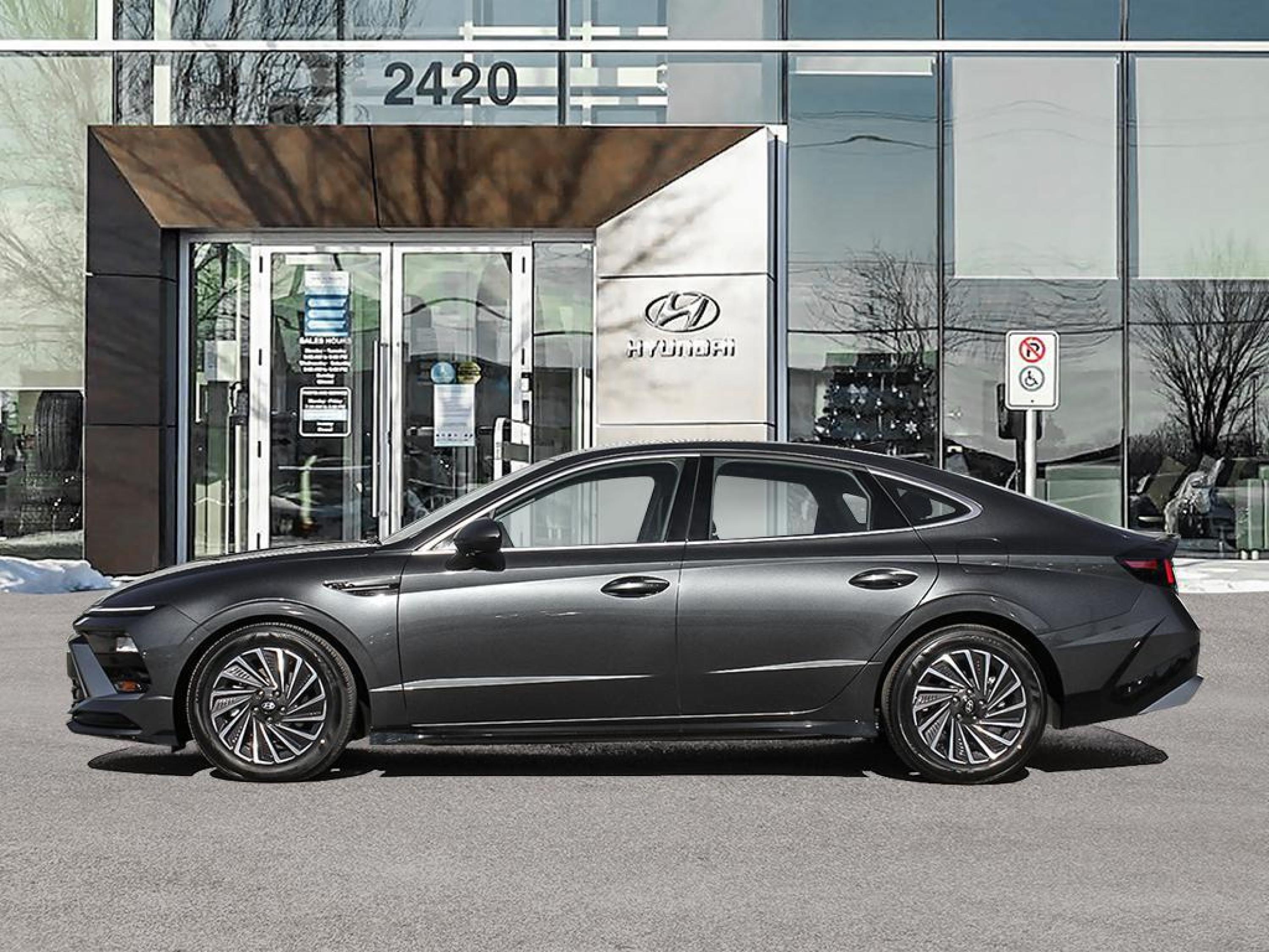 new 2026 Hyundai Sonata Hybrid car, priced at $39,000