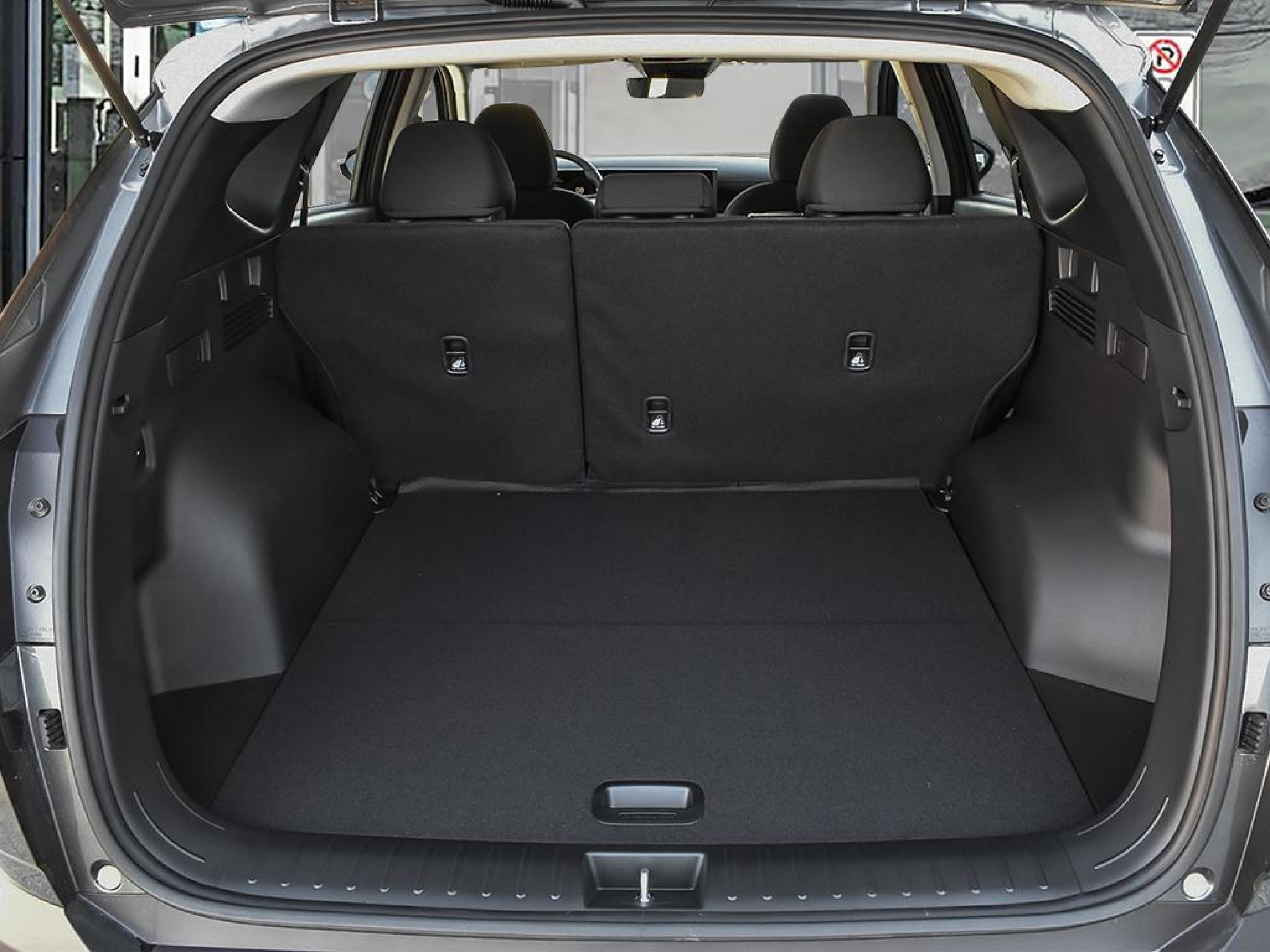 new 2026 Hyundai Tucson car, priced at $39,000