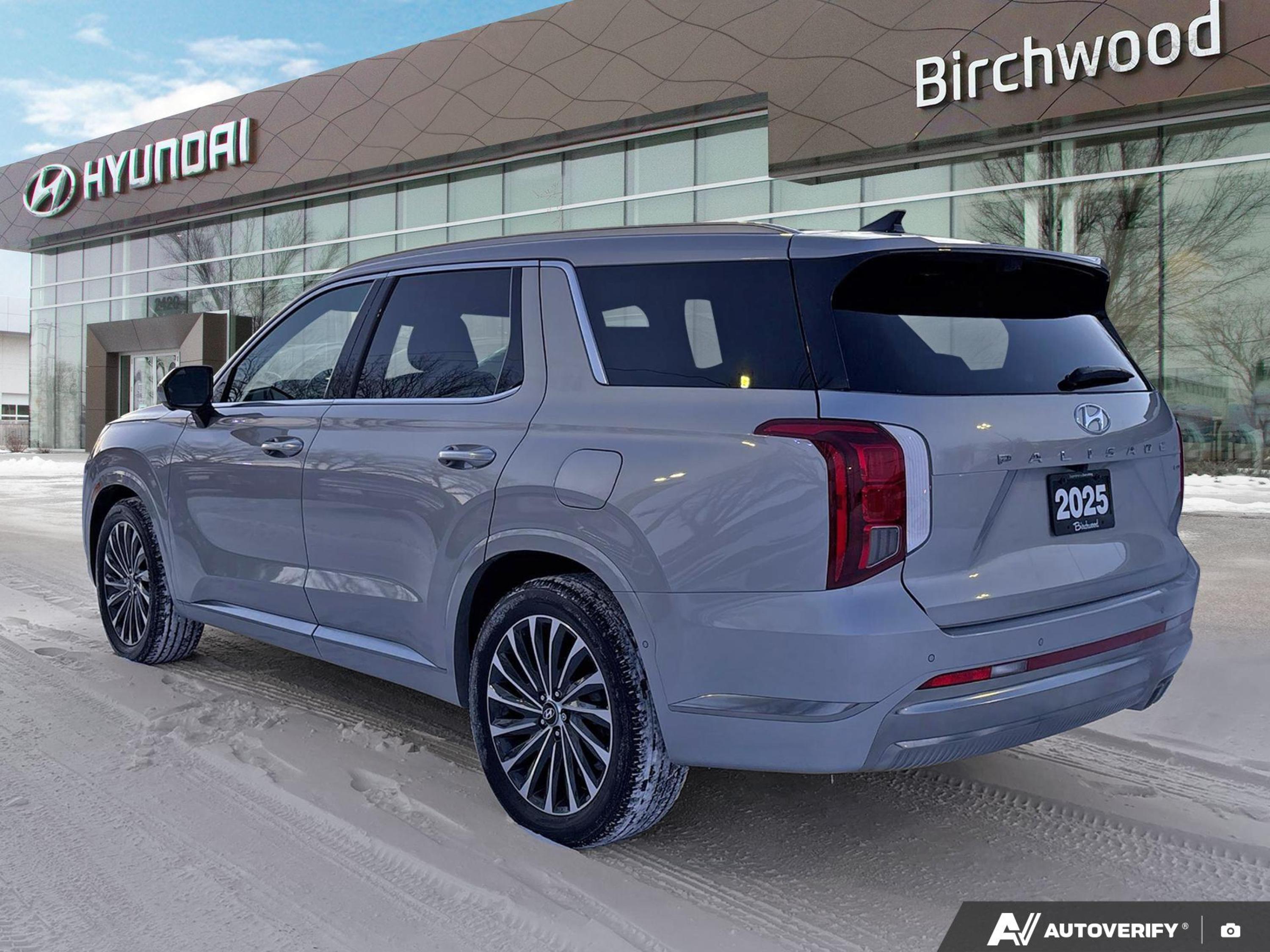 used 2025 Hyundai Palisade car, priced at $55,671