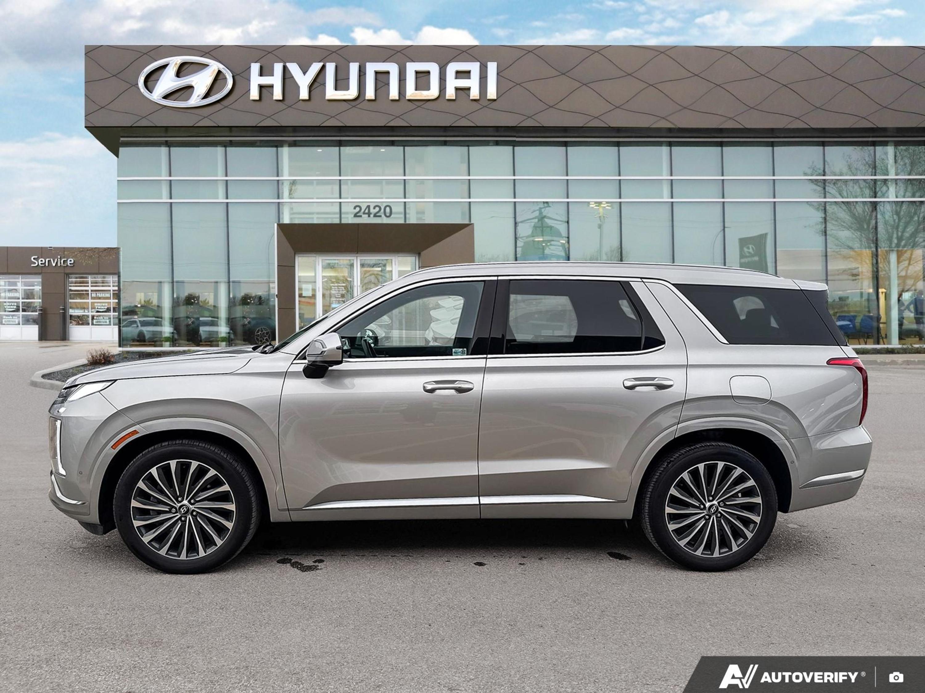 used 2025 Hyundai Palisade car, priced at $53,992