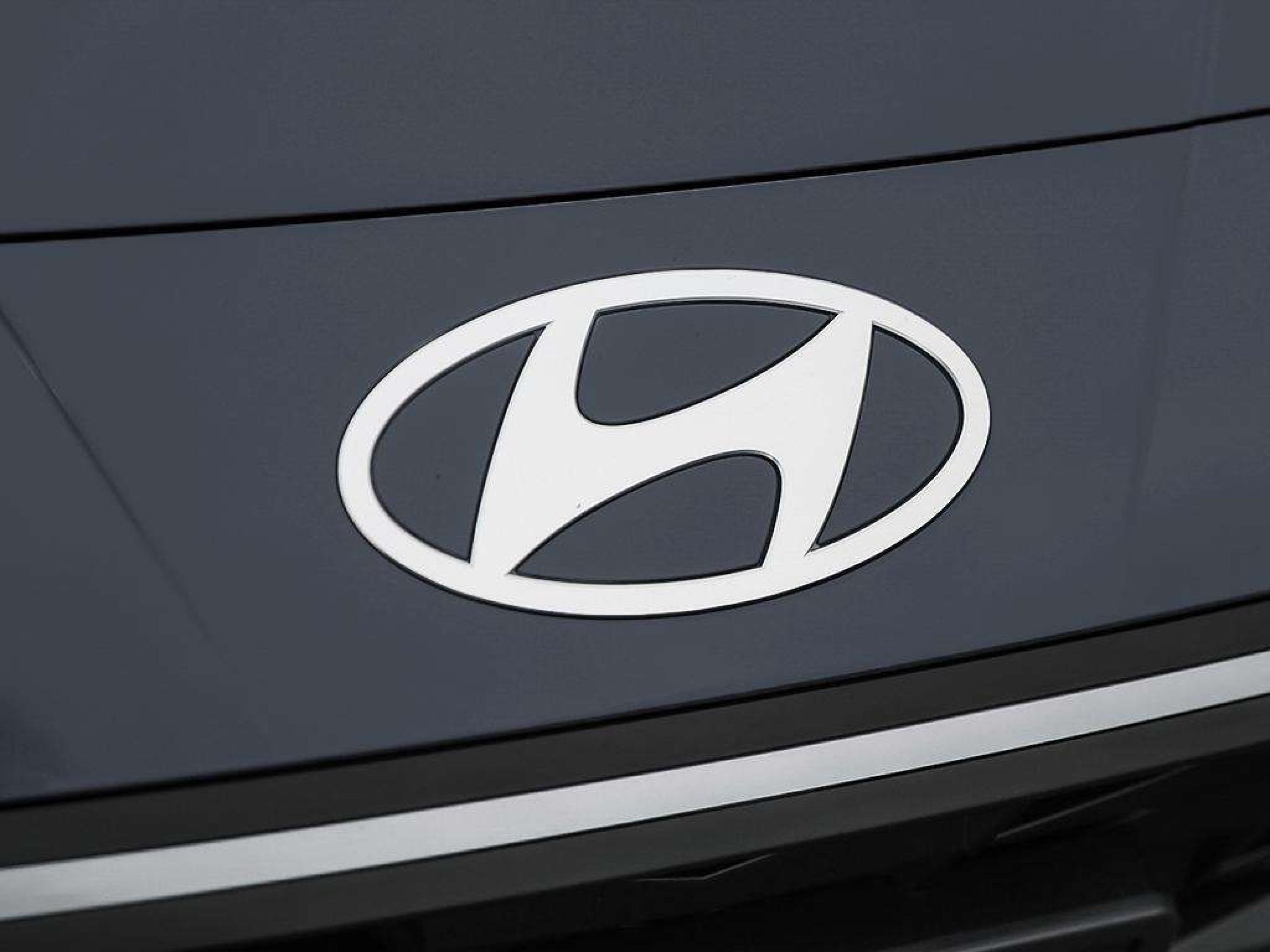 new 2026 Hyundai Elantra Hybrid car, priced at $35,605