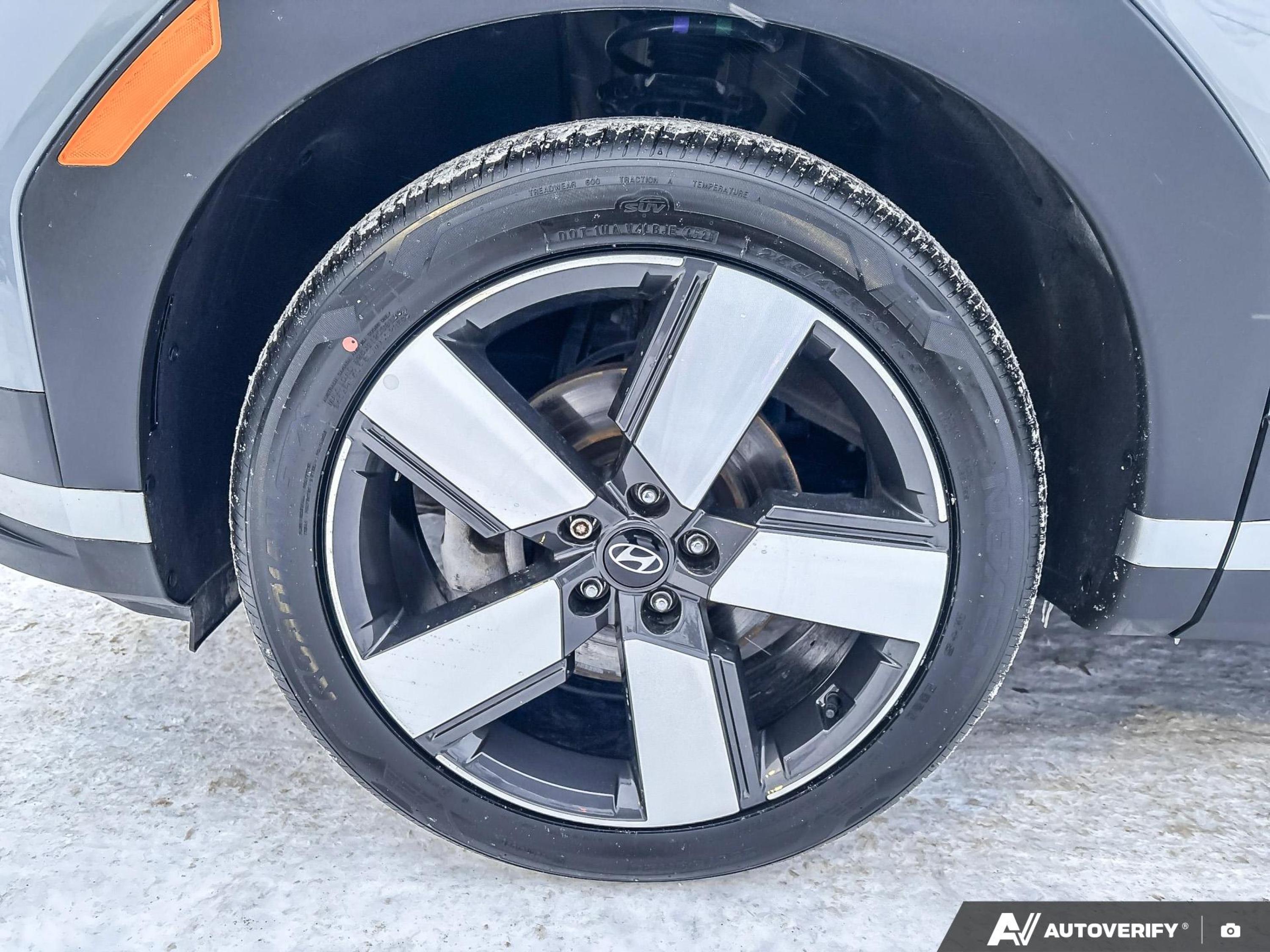 used 2024 Hyundai Santa Fe Hybrid car, priced at $43,498