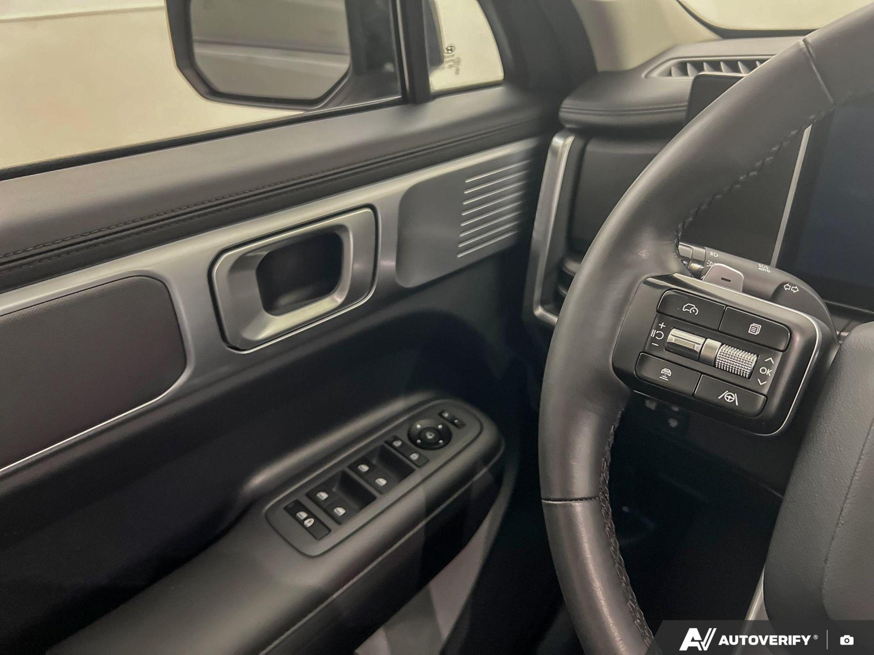 used 2025 Hyundai Santa Fe car, priced at $42,971