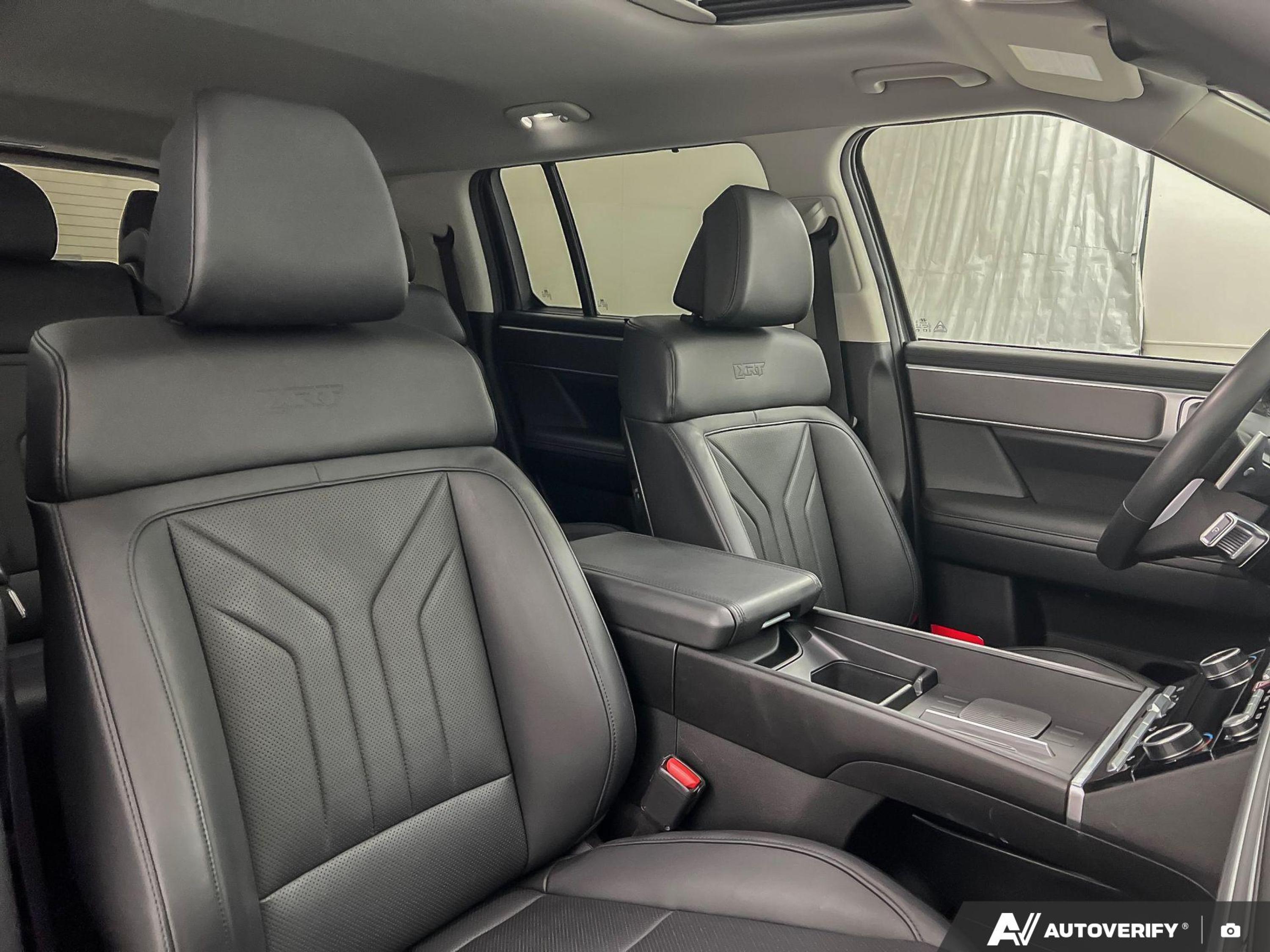 used 2025 Hyundai Santa Fe car, priced at $42,971