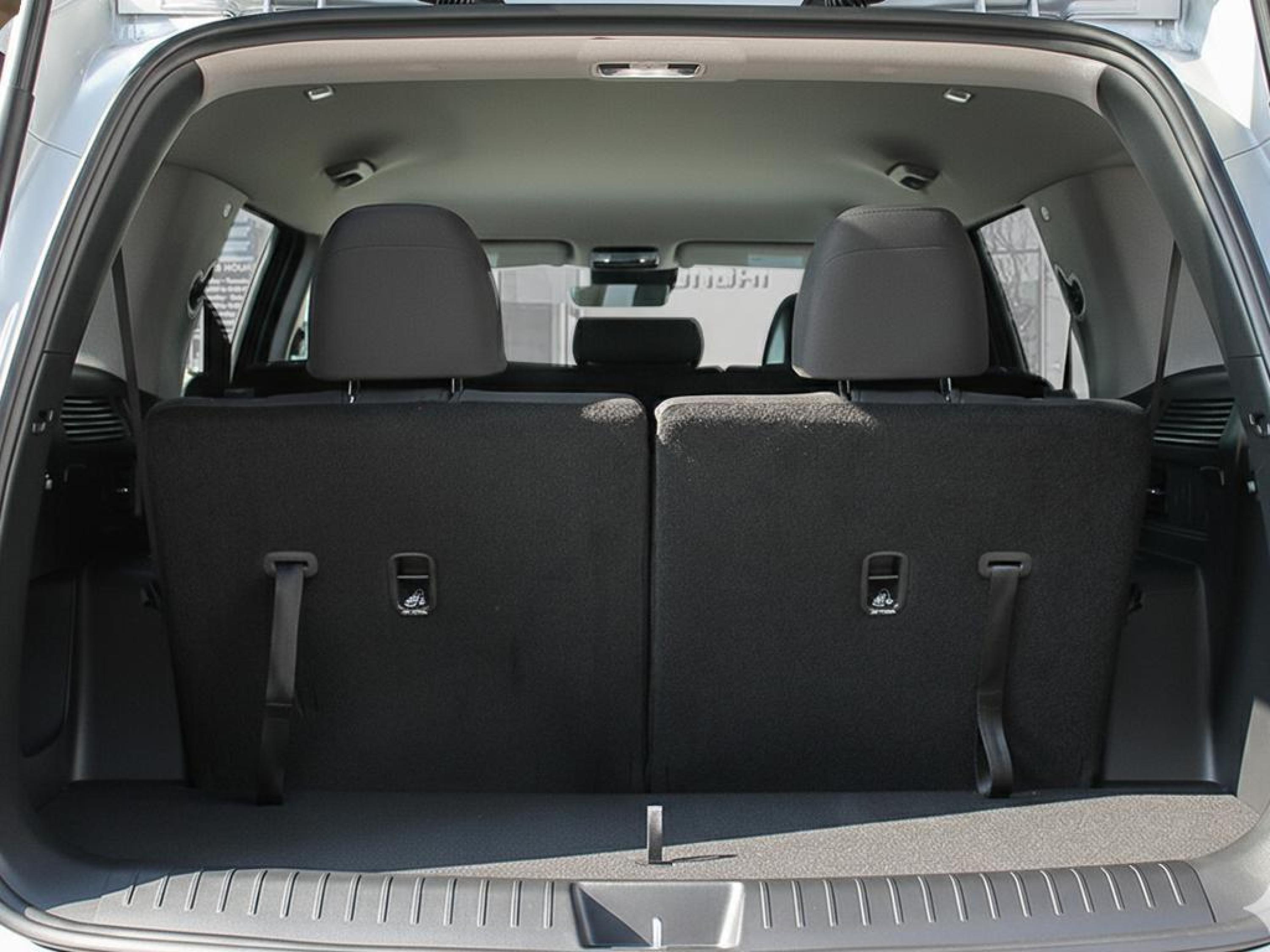 new 2026 Hyundai Santa Fe Hybrid car, priced at $52,548