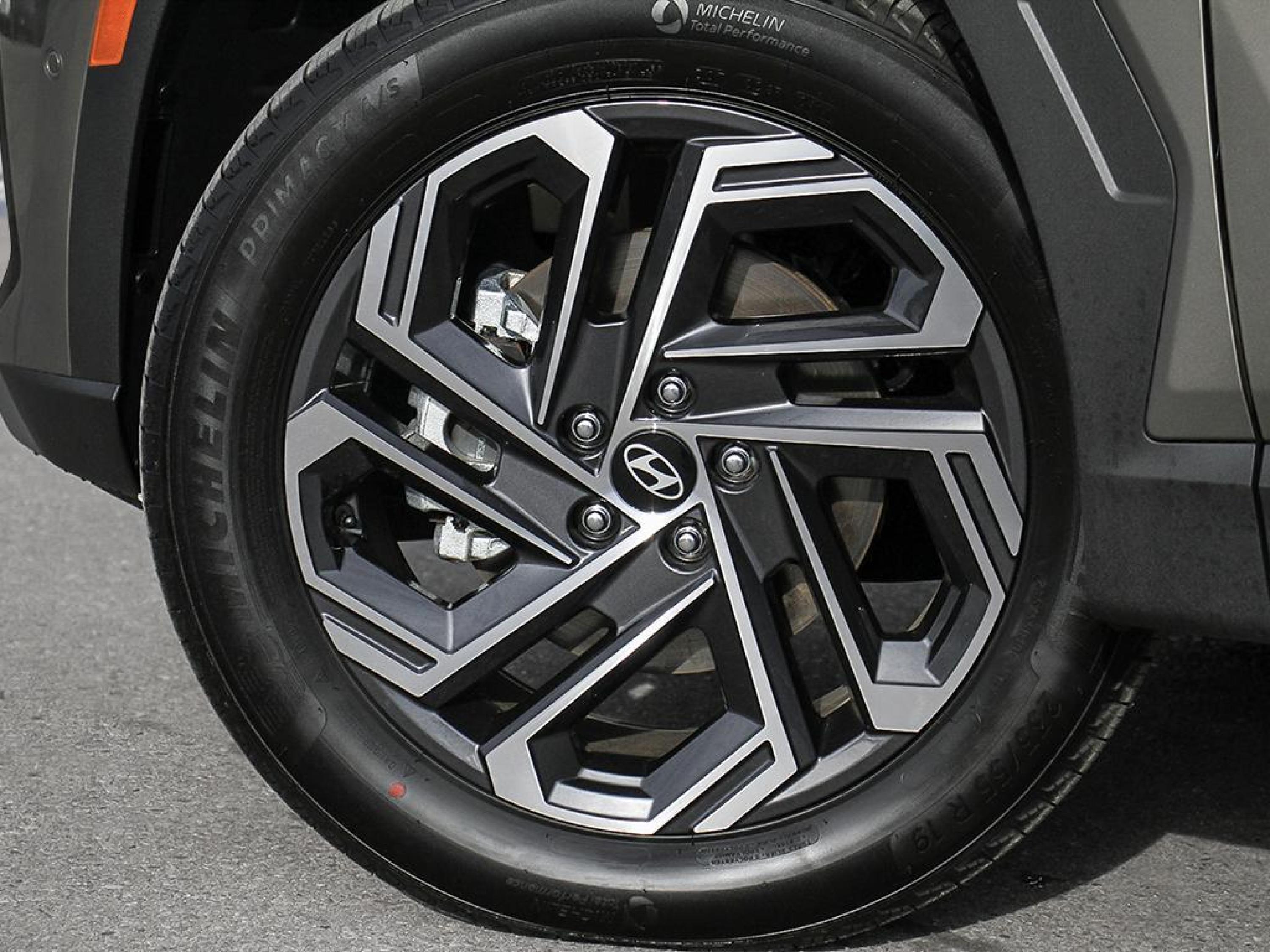 new 2026 Hyundai Tucson Hybrid car, priced at $52,498