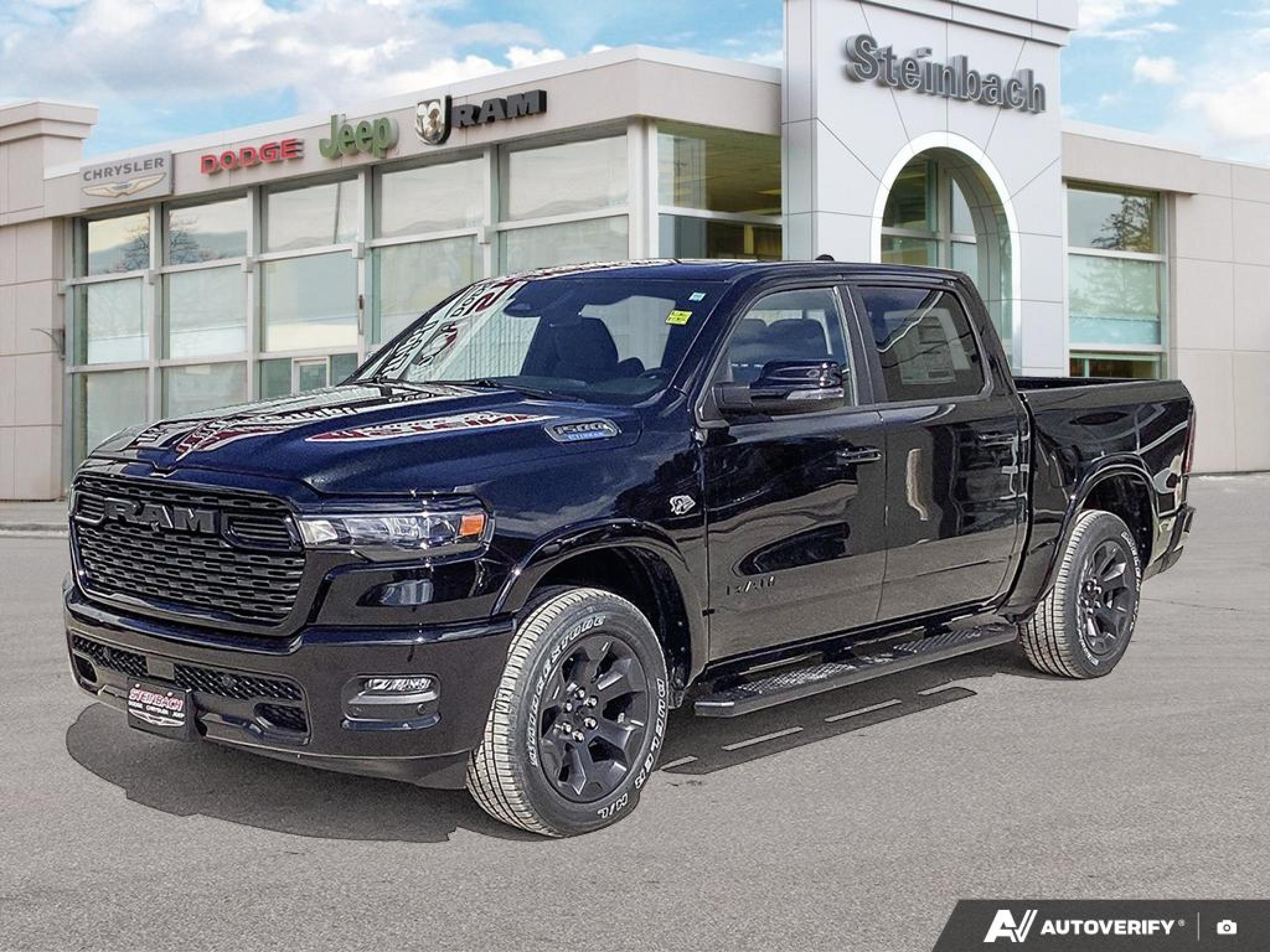 RAM 1500 Lone Star Crew Cab 4WD 2026