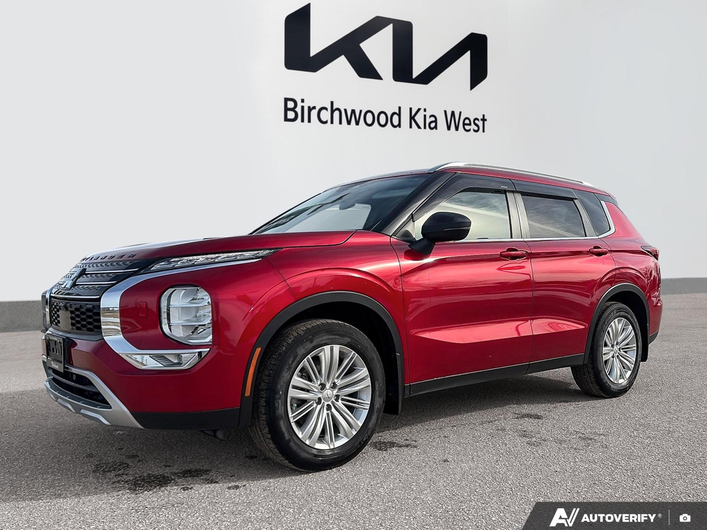 2023 Mitsubishi Outlander NOIR S-AWC