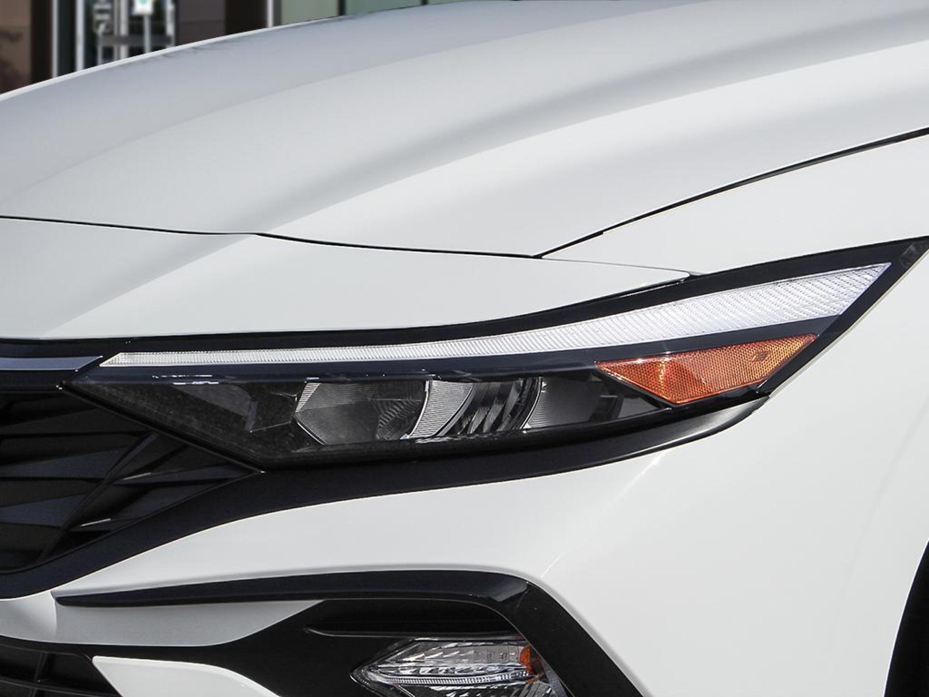 new 2026 Hyundai Elantra Hybrid car, priced at $35,000