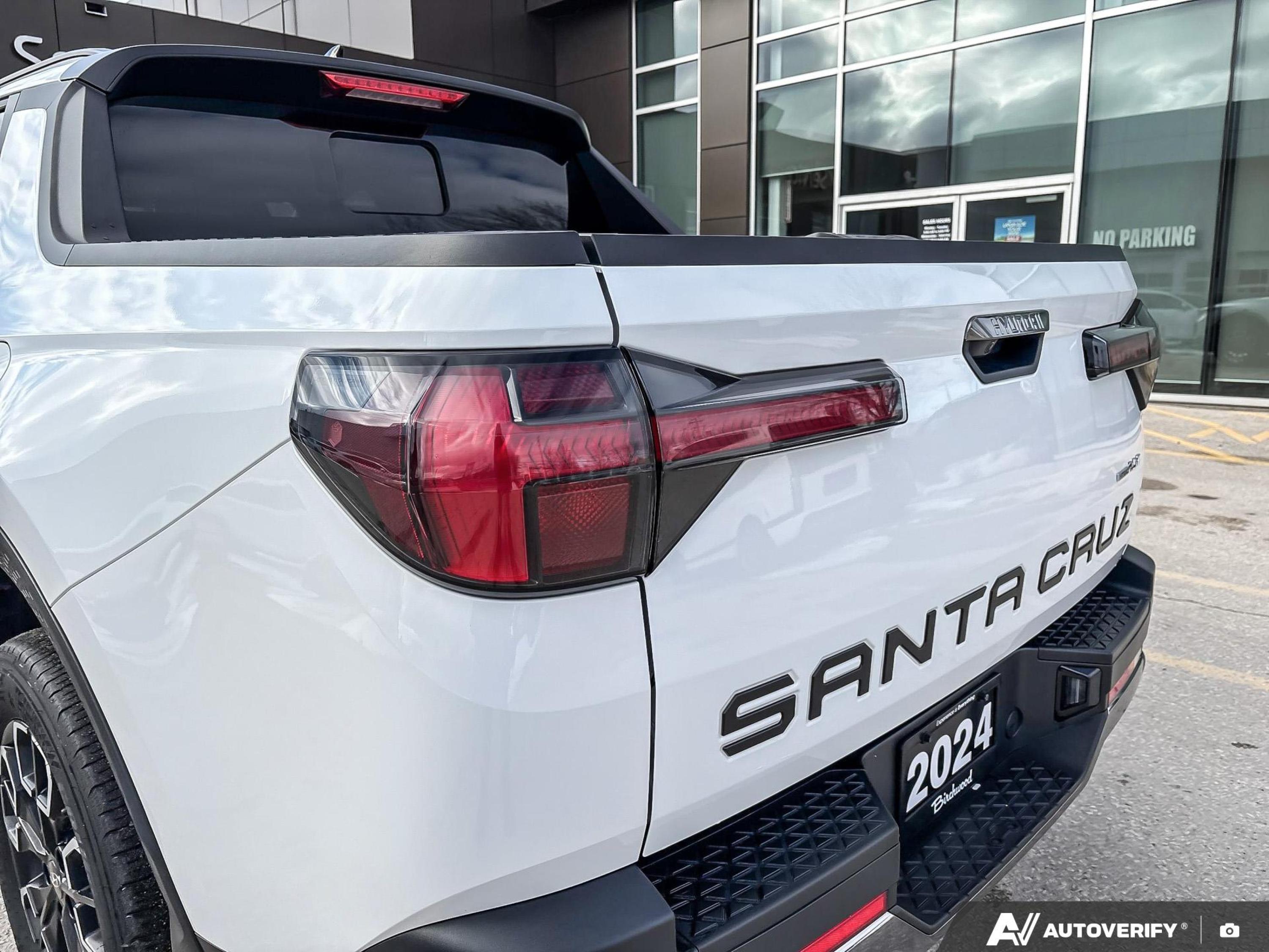 used 2024 Hyundai Santa Cruz car, priced at $37,192