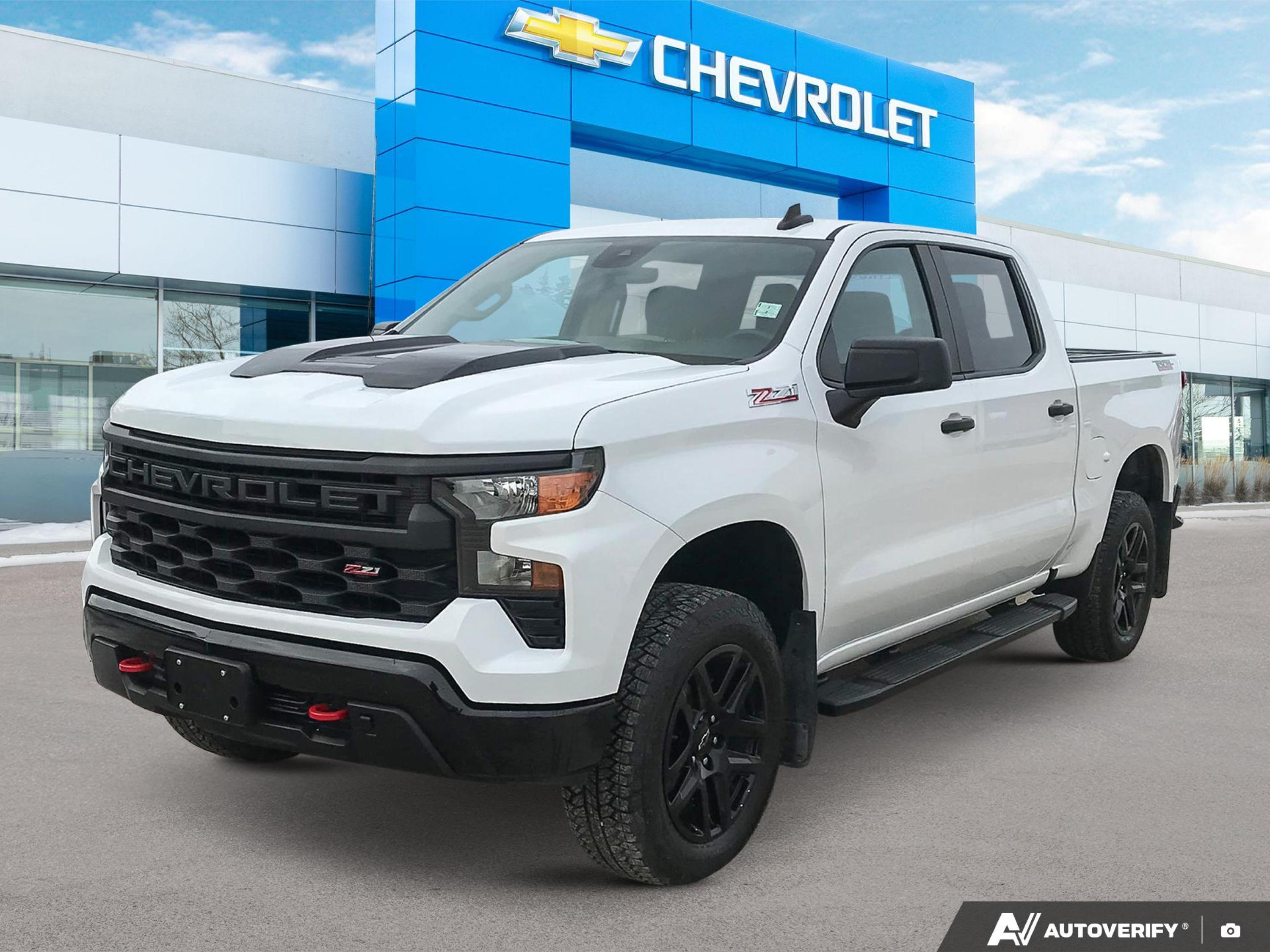 Chevrolet Silverado 1500 Custom Trail Boss Crew Cab 4WD 2023