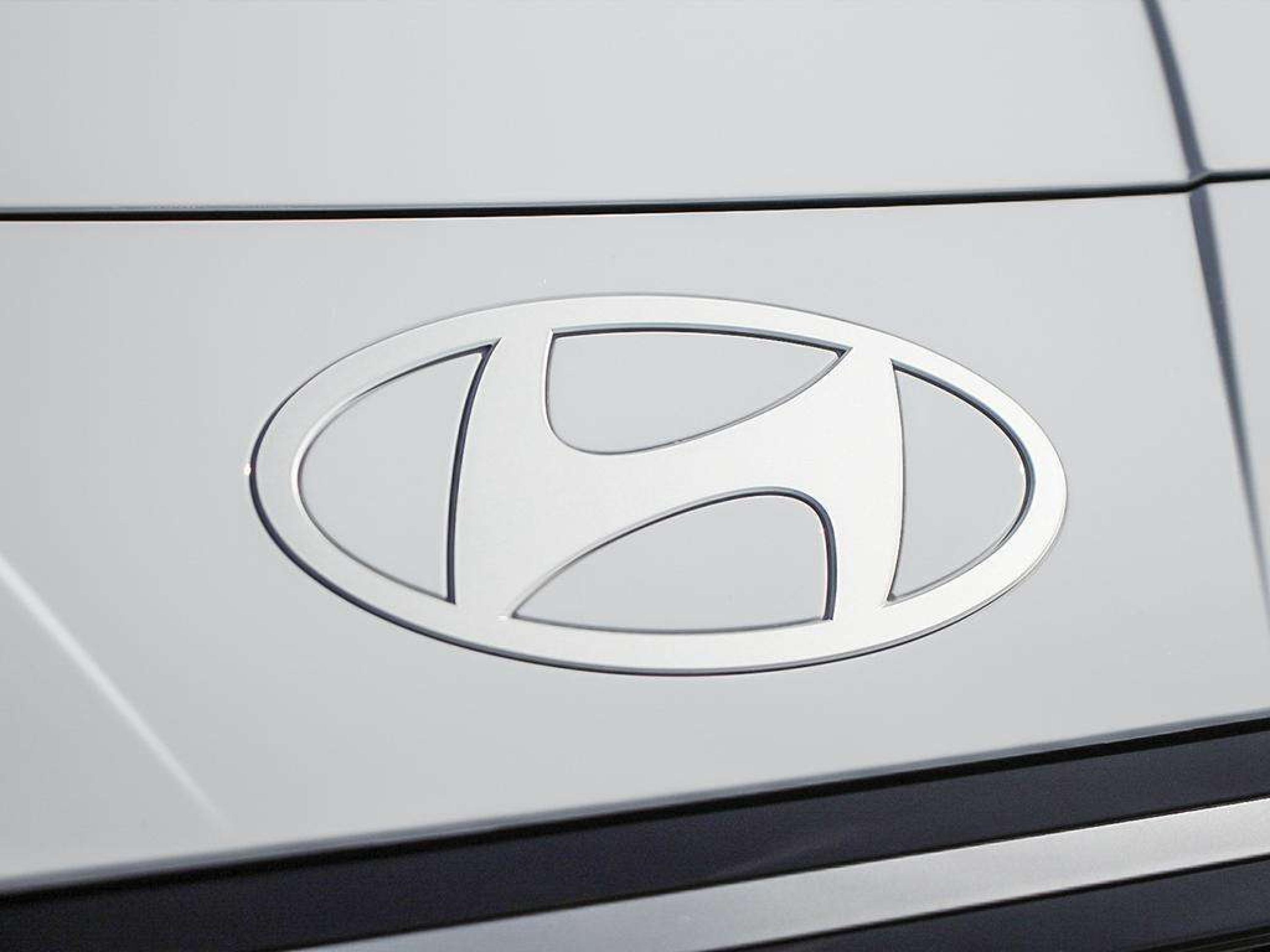 new 2026 Hyundai Elantra Hybrid car, priced at $35,653