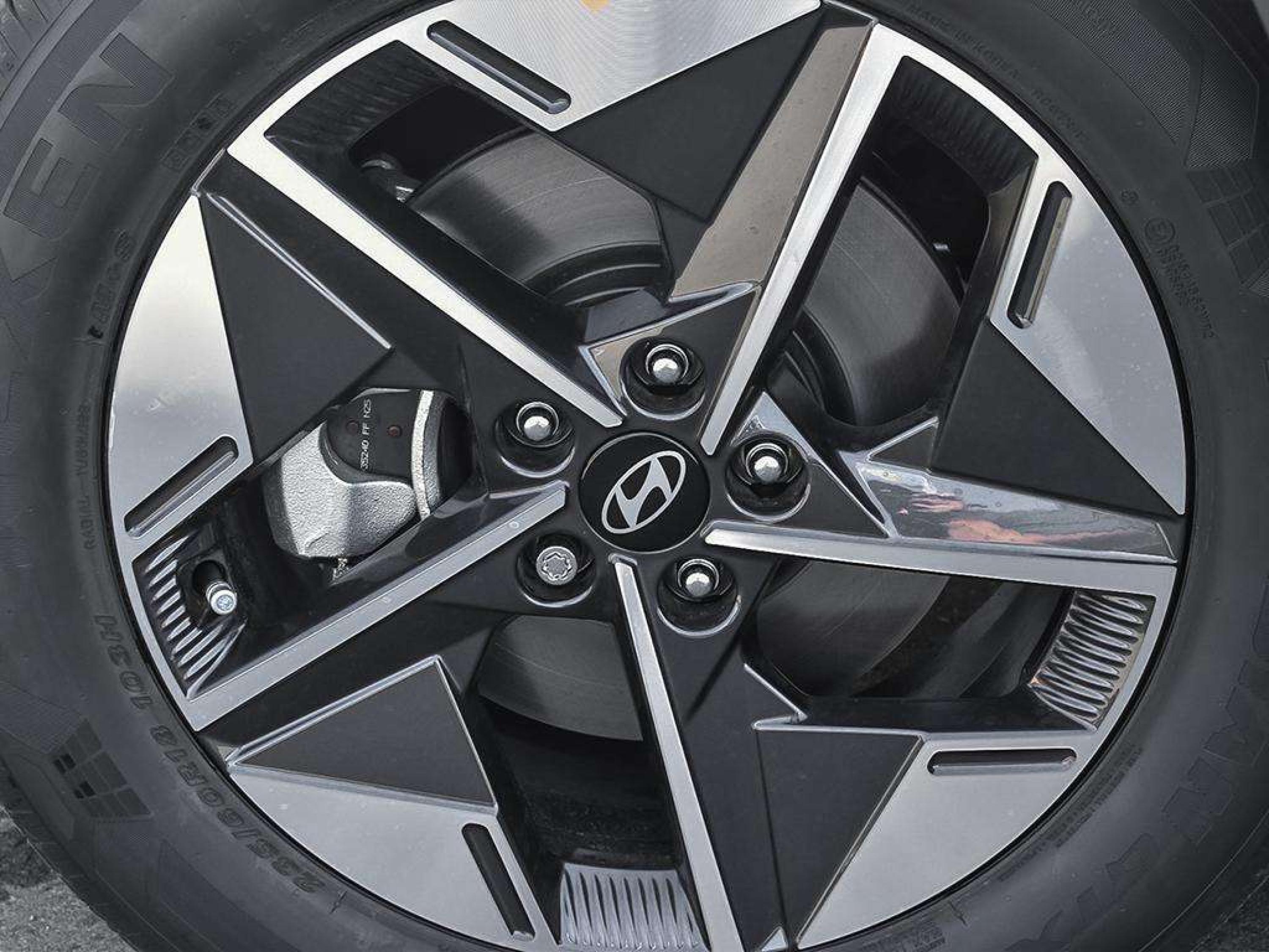 new 2026 Hyundai Tucson car, priced at $44,153