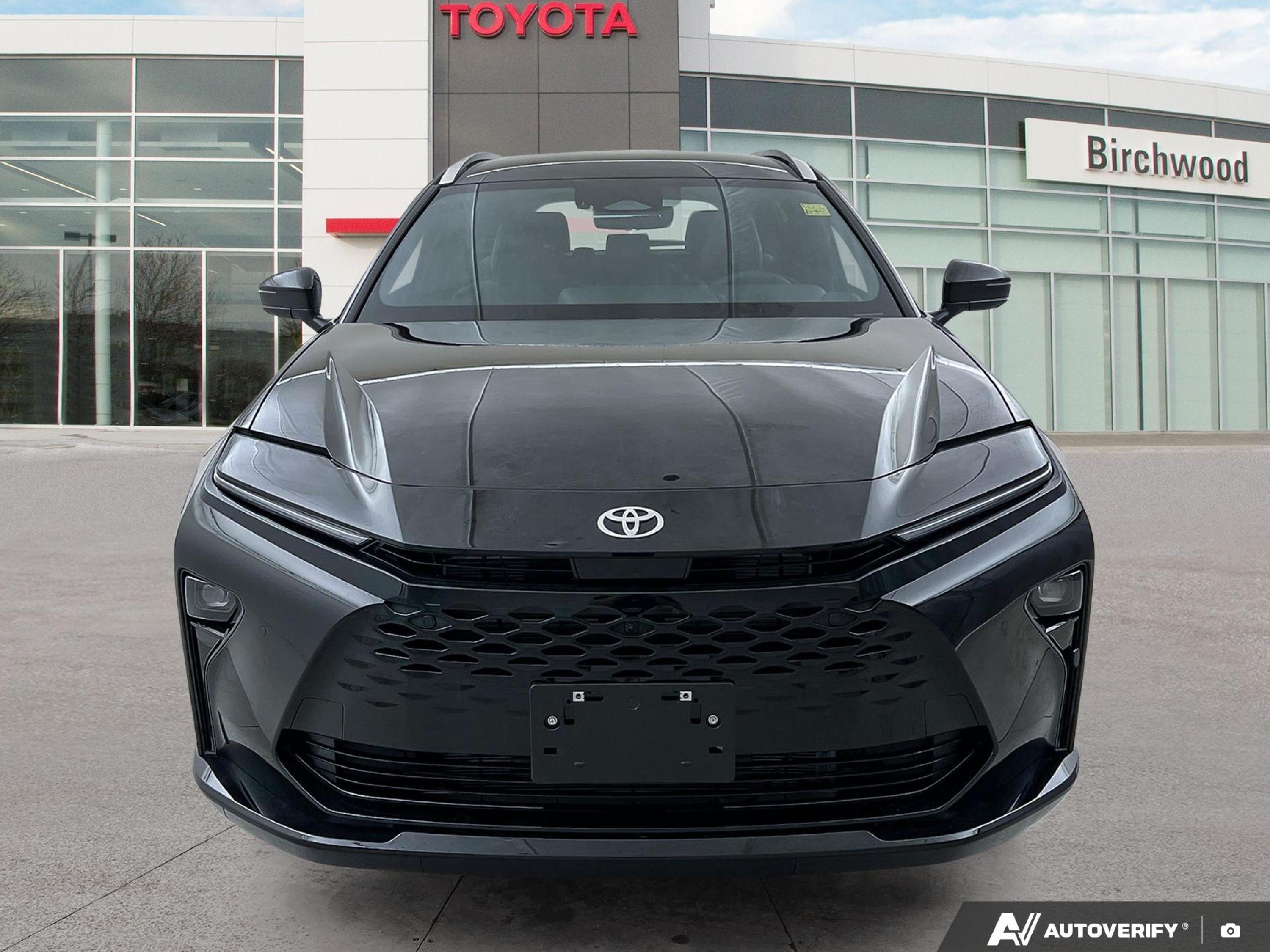 Toyota Crown Signia Limited AWD 2026