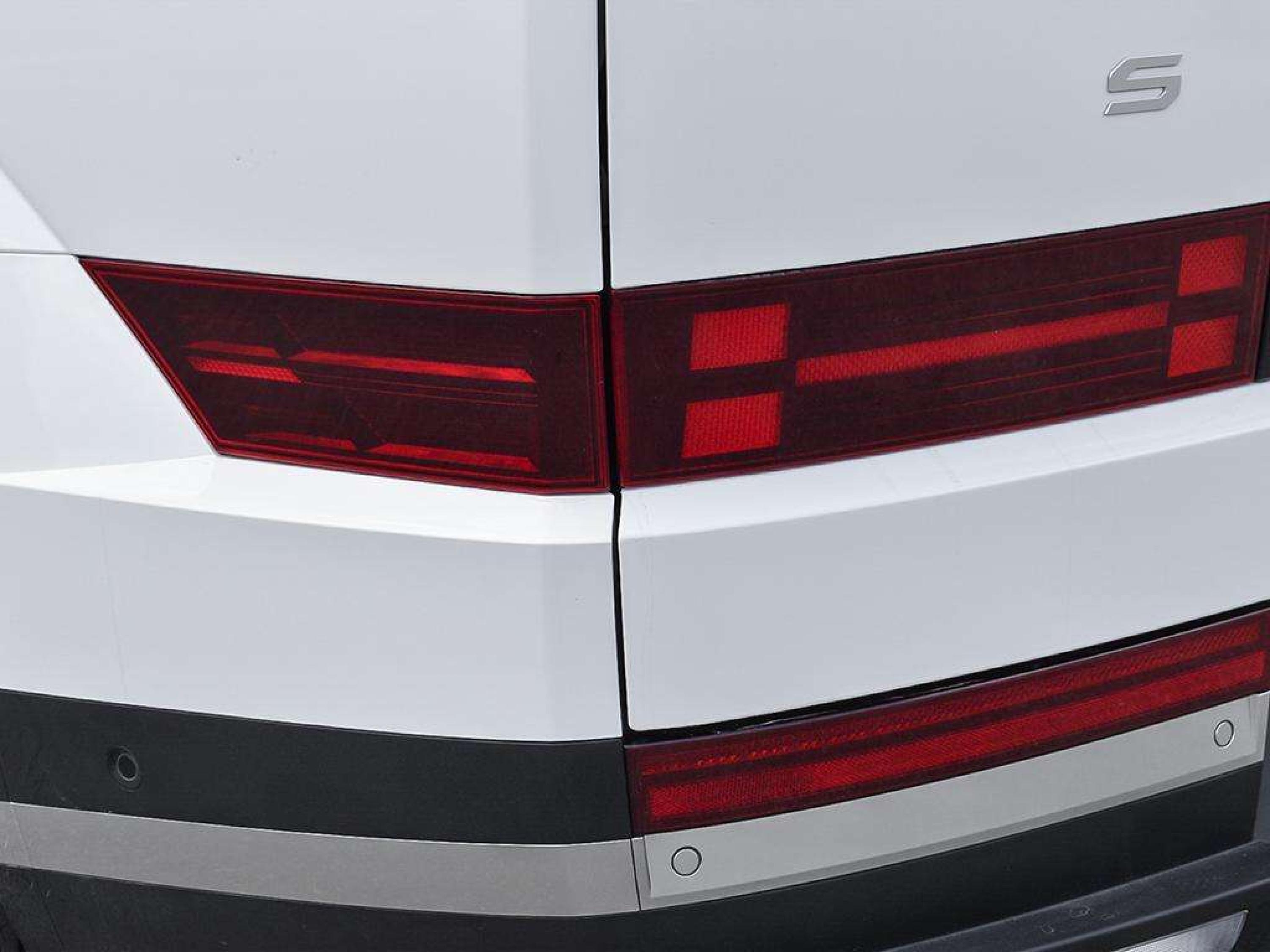 new 2026 Hyundai Santa Fe Hybrid car, priced at $58,603