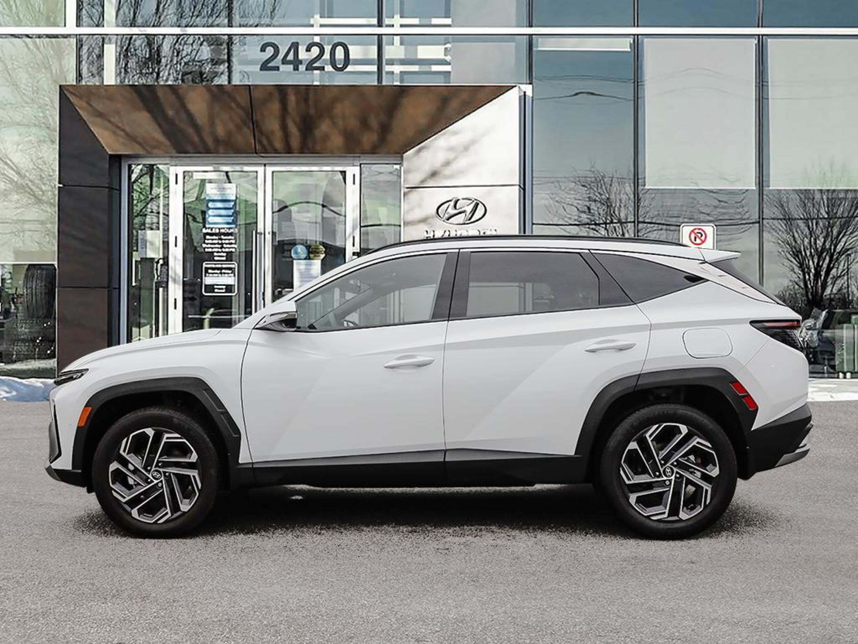 new 2026 Hyundai Tucson Hybrid car, priced at $52,498