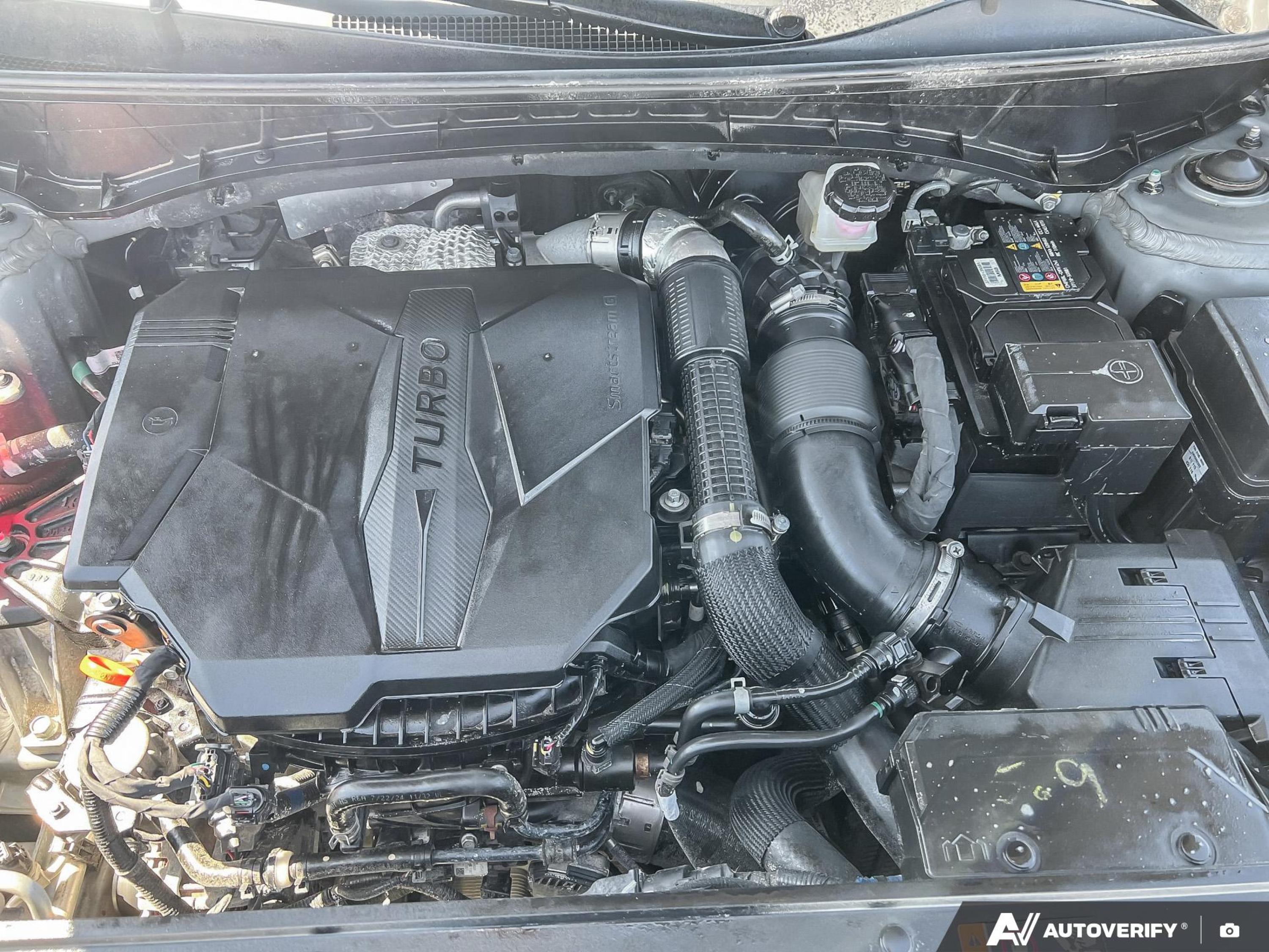used 2025 Hyundai Santa Cruz car, priced at $38,991