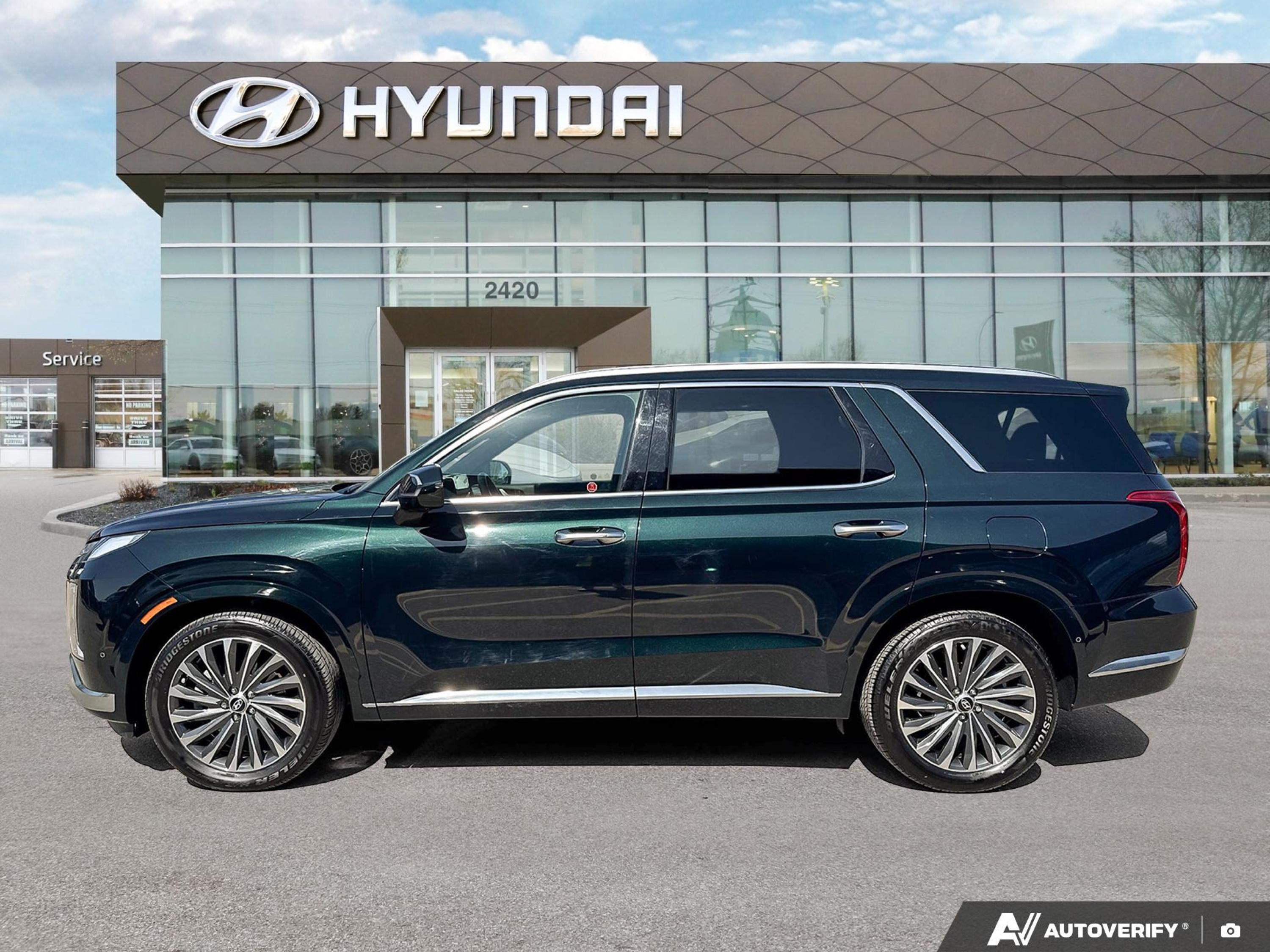 used 2024 Hyundai Palisade car, priced at $54,990