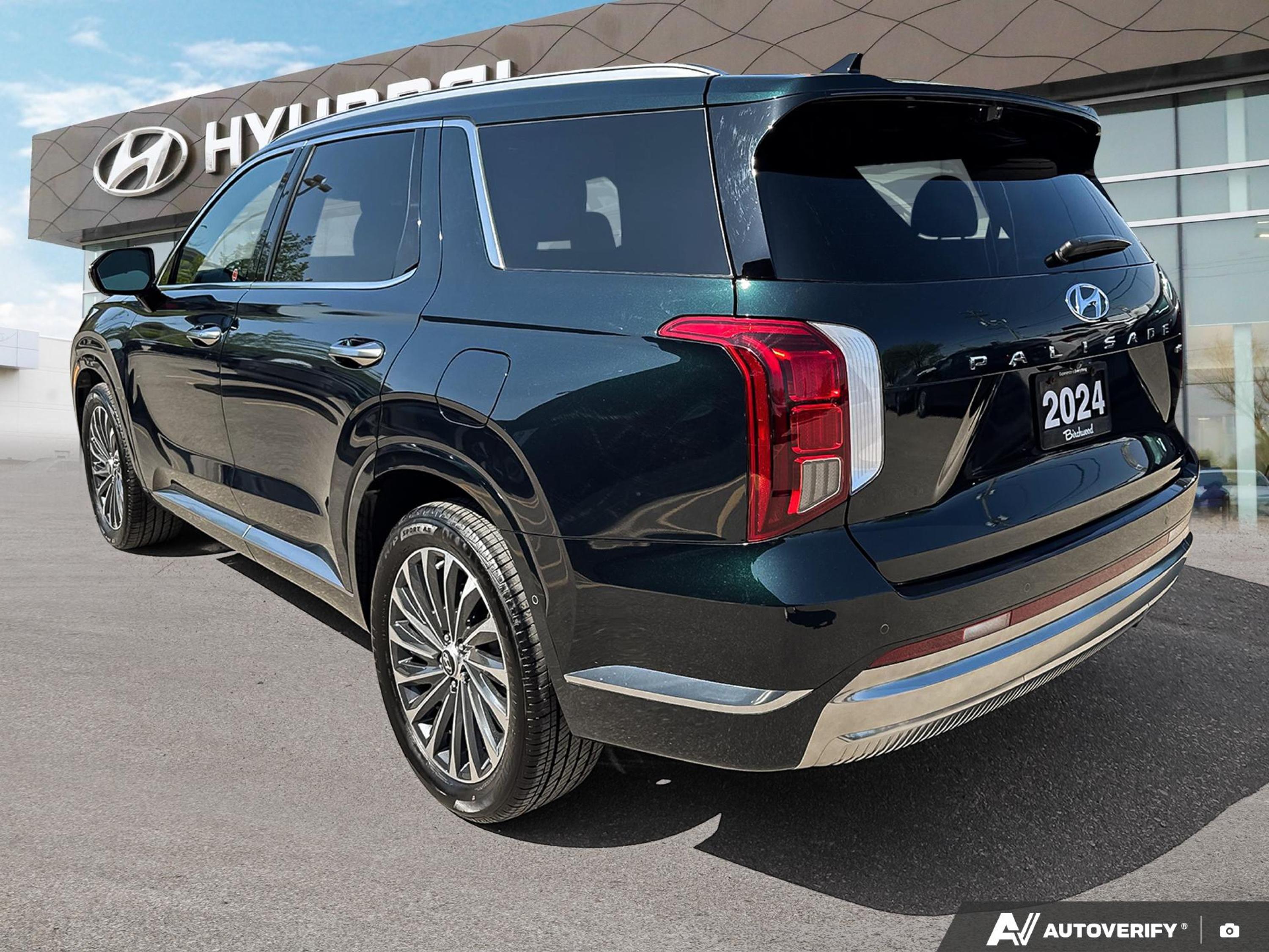 used 2024 Hyundai Palisade car, priced at $54,990
