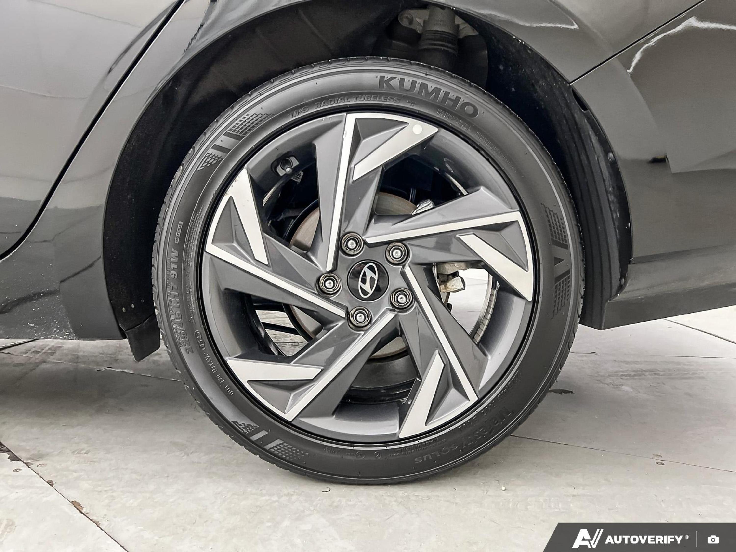 used 2025 Hyundai Elantra car, priced at $25,894