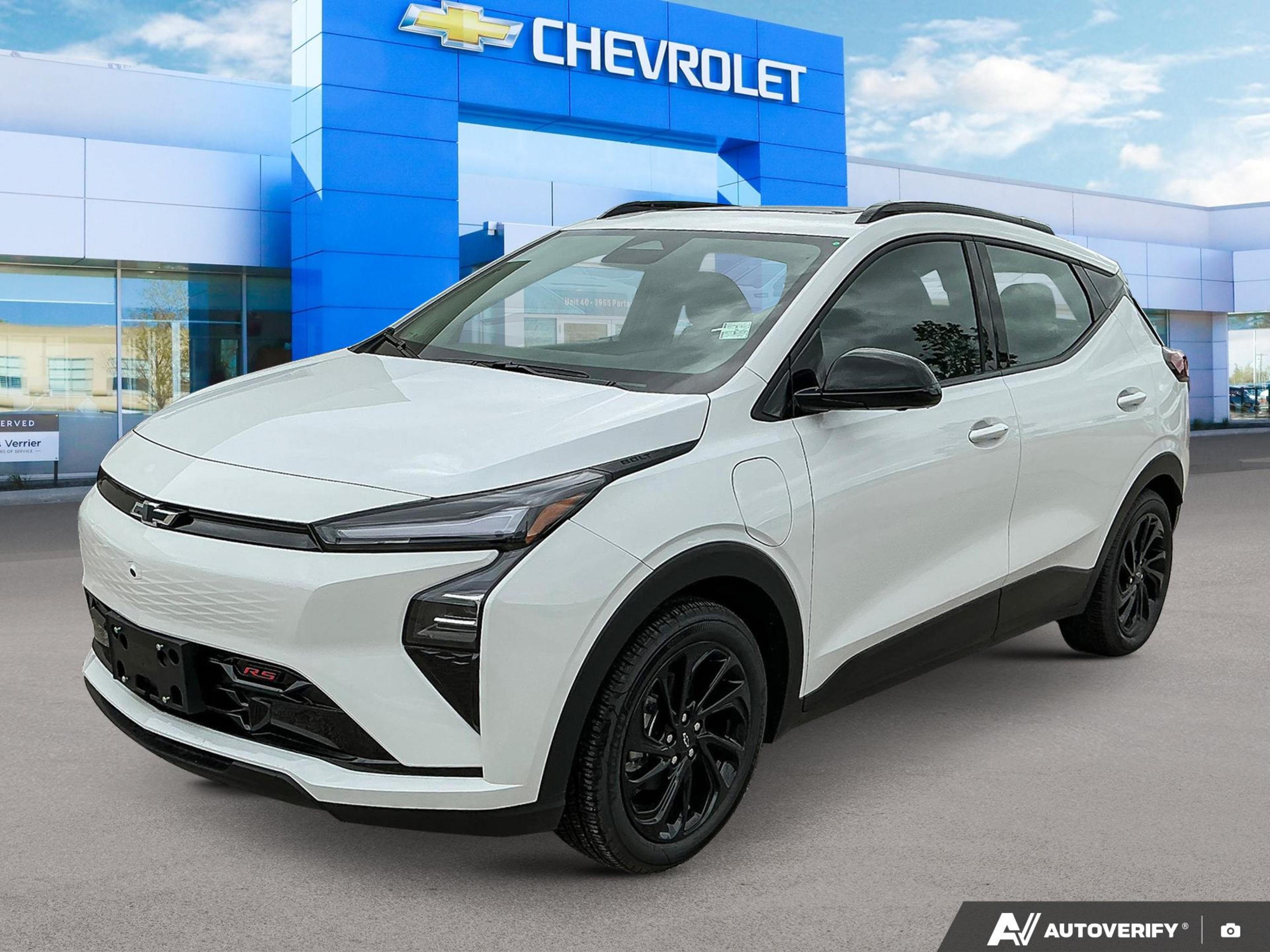 Summit White 2027 Chevrolet Bolt SUV / Crossover Front-Wheel Drive Automatic