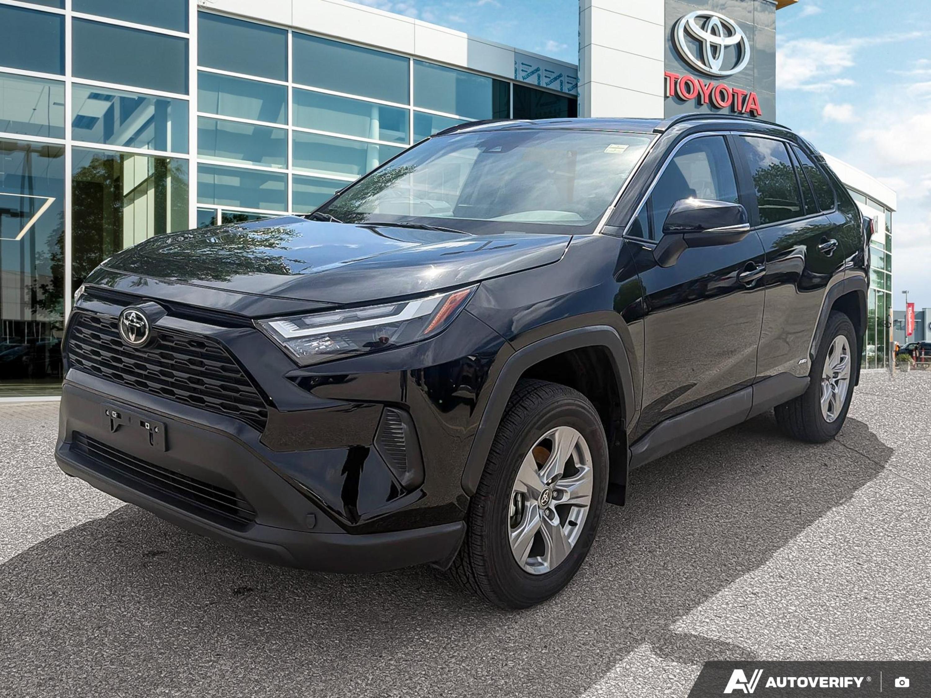 2025 Toyota RAV4 Hybrid XLE AWD