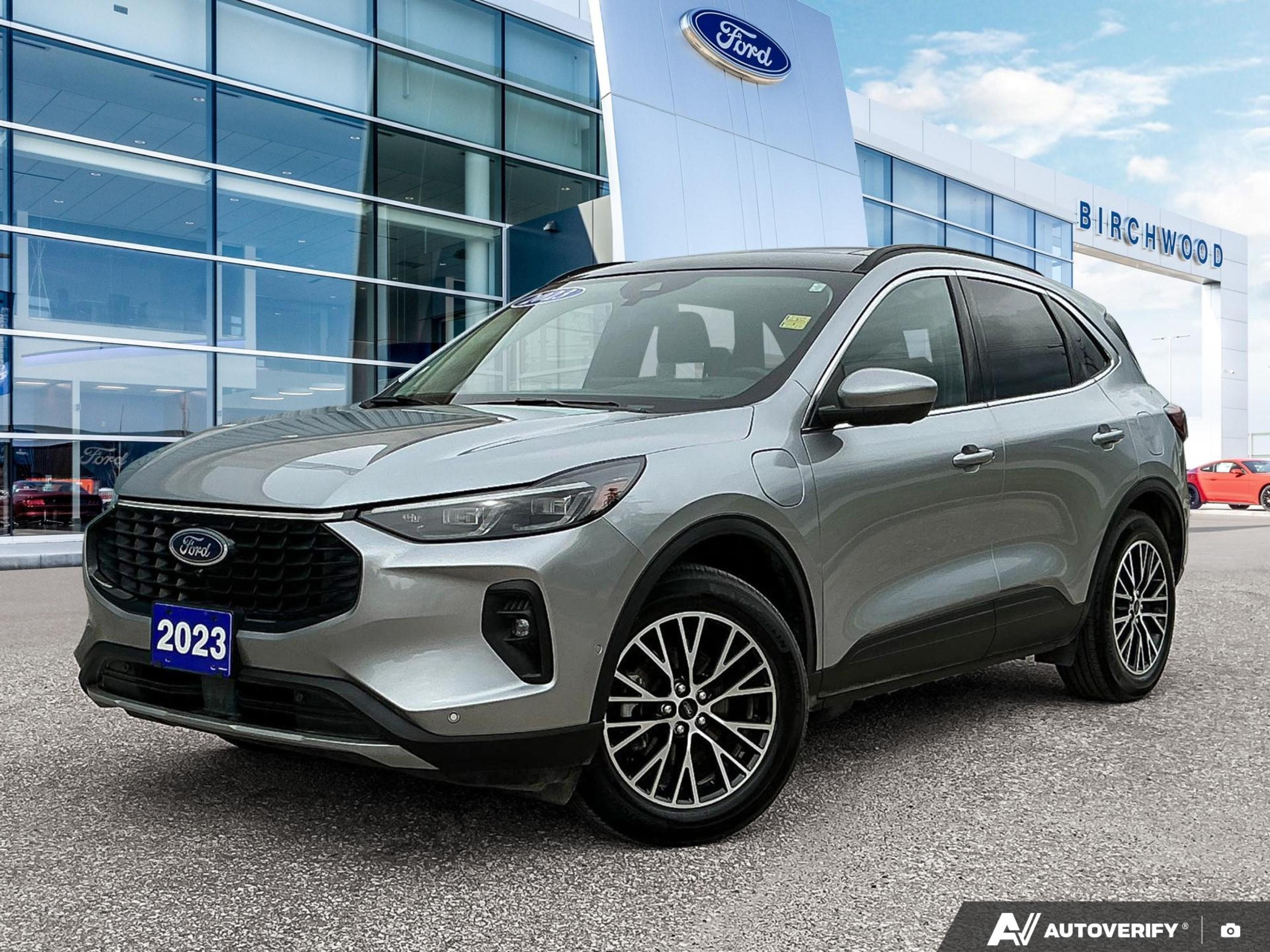 Iconic Silver Metallic 2023 Ford Escape Hybrid Plug-in FWD SUV / Crossover Front-Wheel Drive Automatic