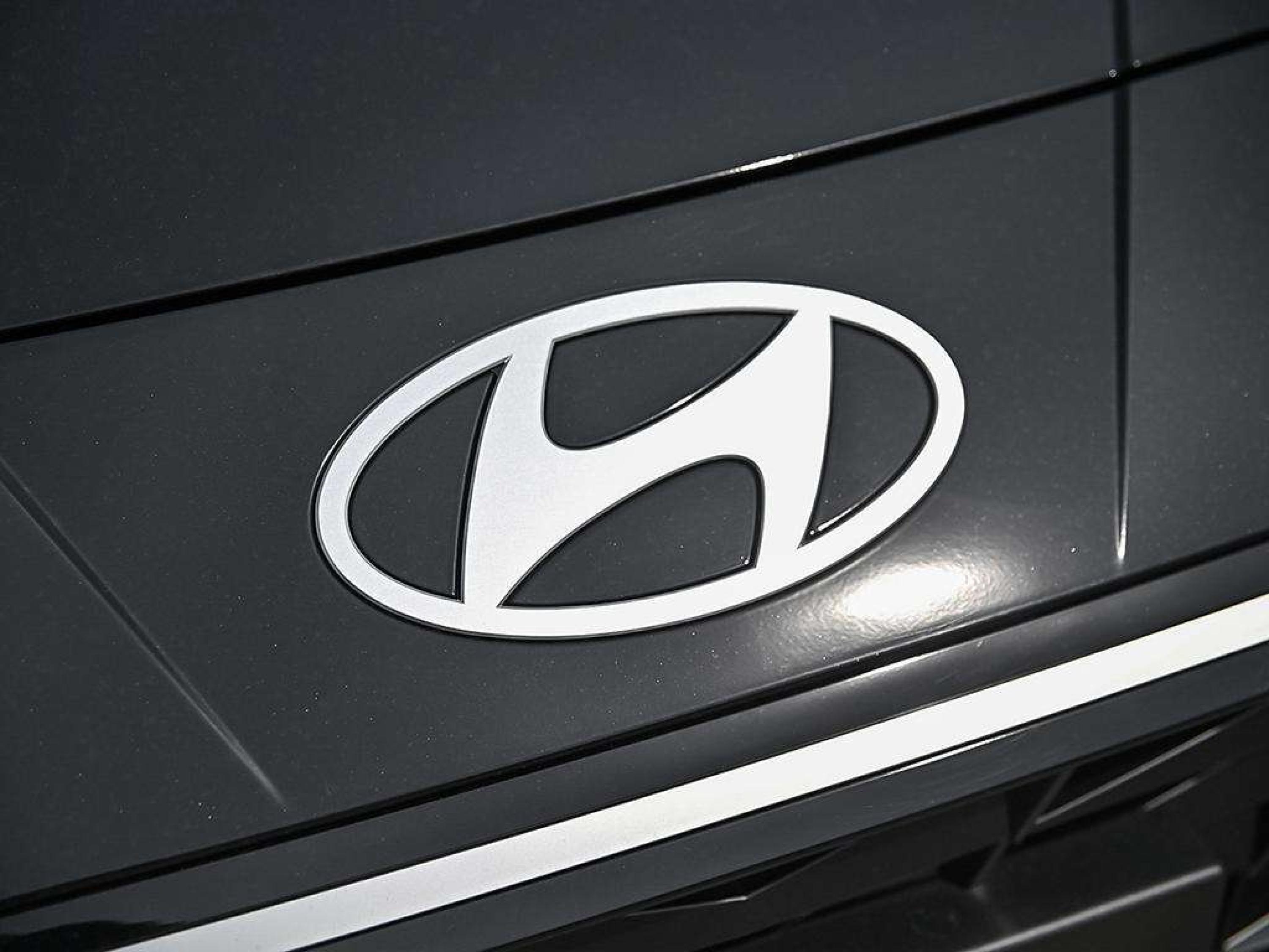new 2026 Hyundai Elantra Hybrid car, priced at $36,653