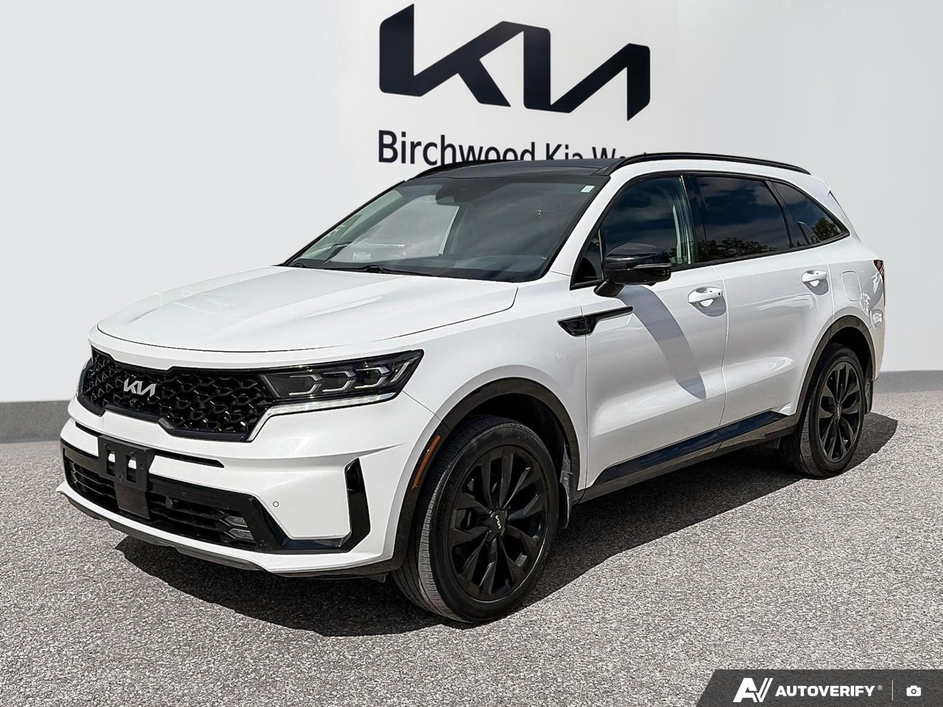 Glacial White Pearl 2023 Kia Sorento SX AWD SUV / Crossover All-Wheel Drive Automatic