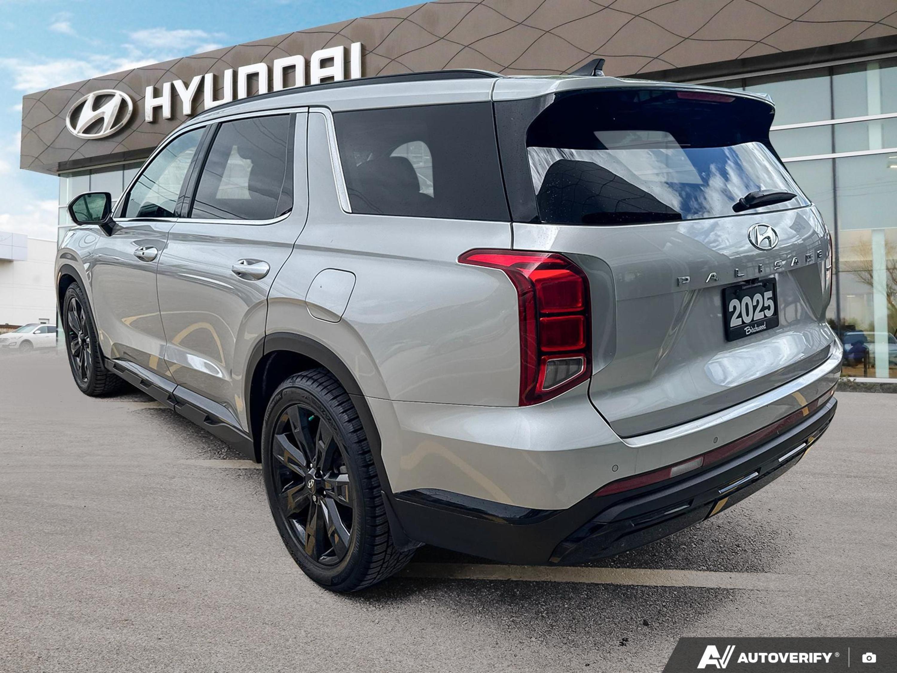 used 2025 Hyundai Palisade car, priced at $45,991