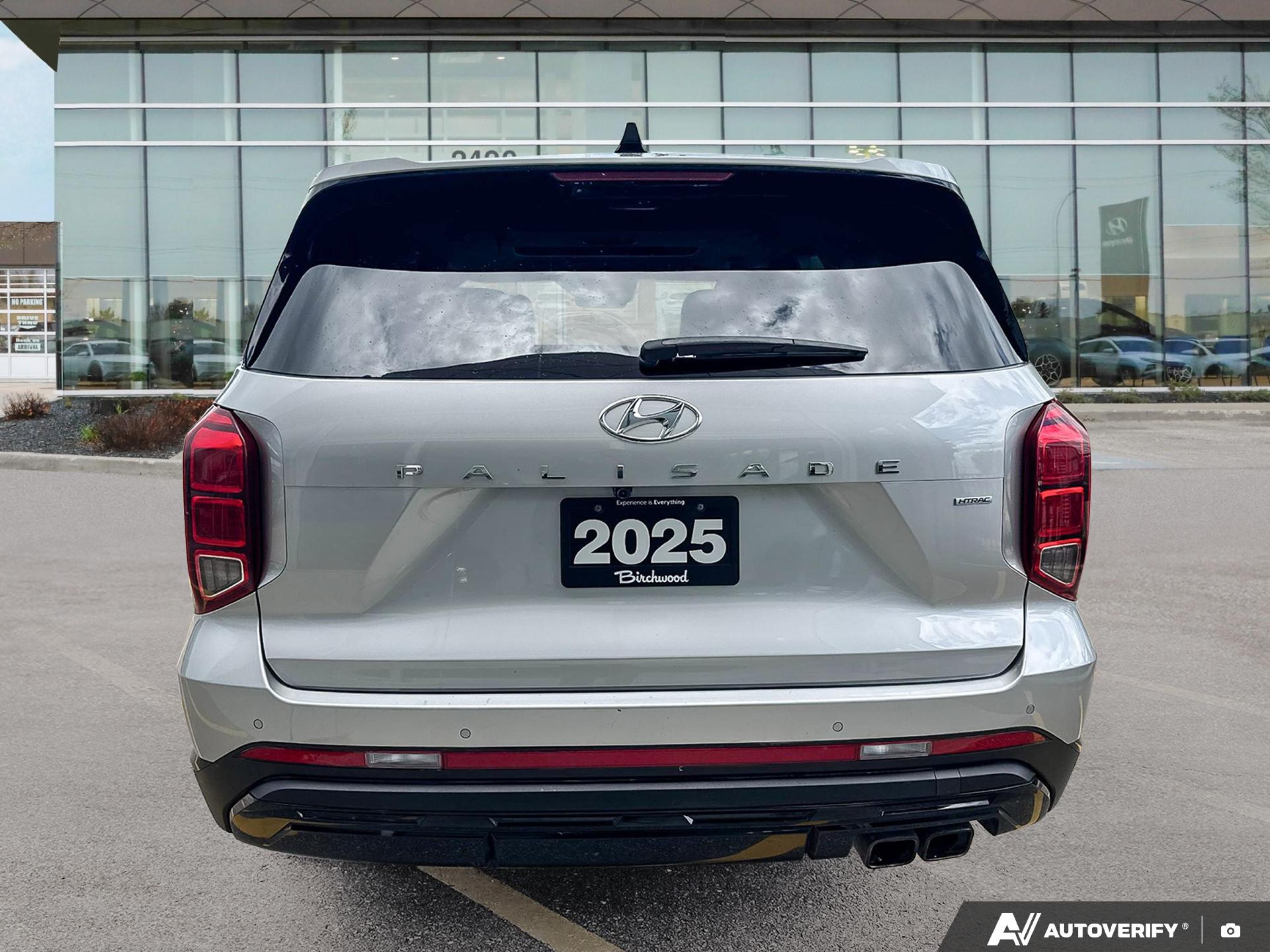 used 2025 Hyundai Palisade car, priced at $45,991