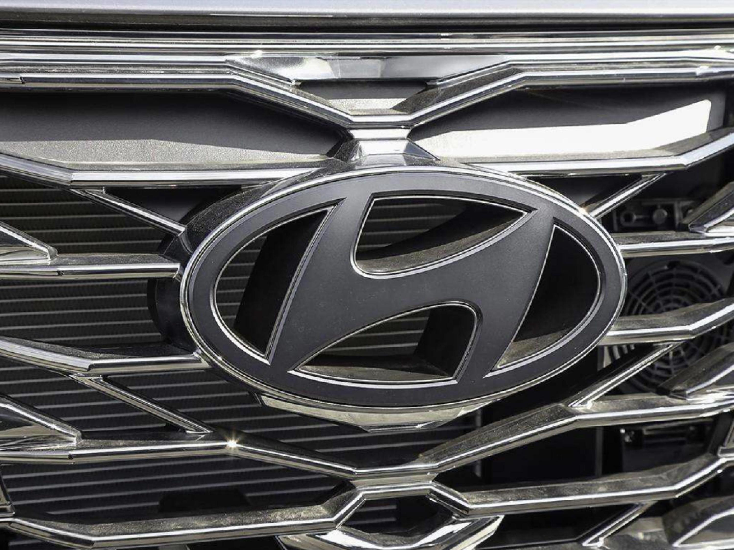 new 2026 Hyundai Tucson Hybrid car, priced at $53,353