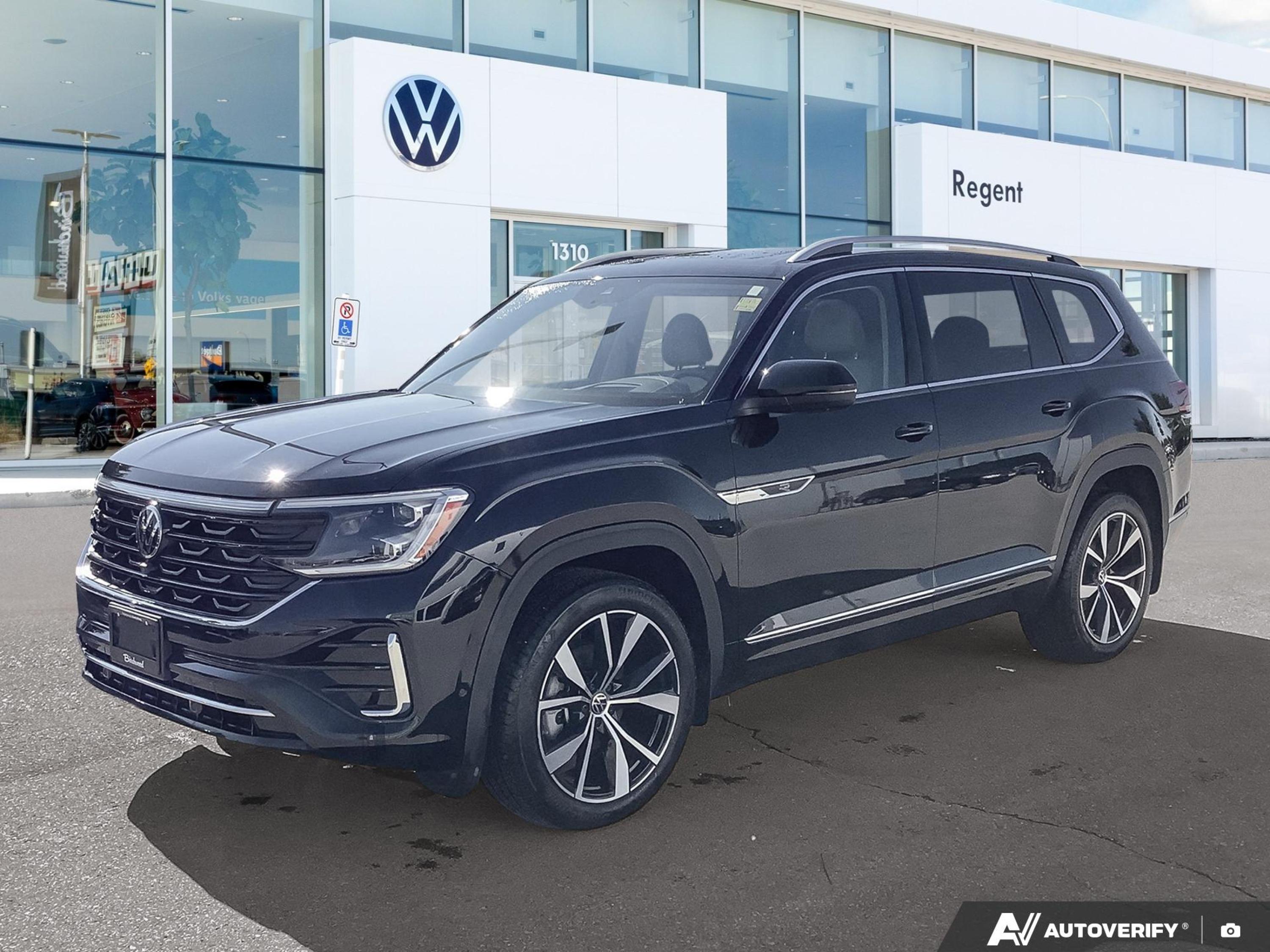 Deep Black Pearl 2026 Volkswagen Atlas SUV / Crossover Automatic