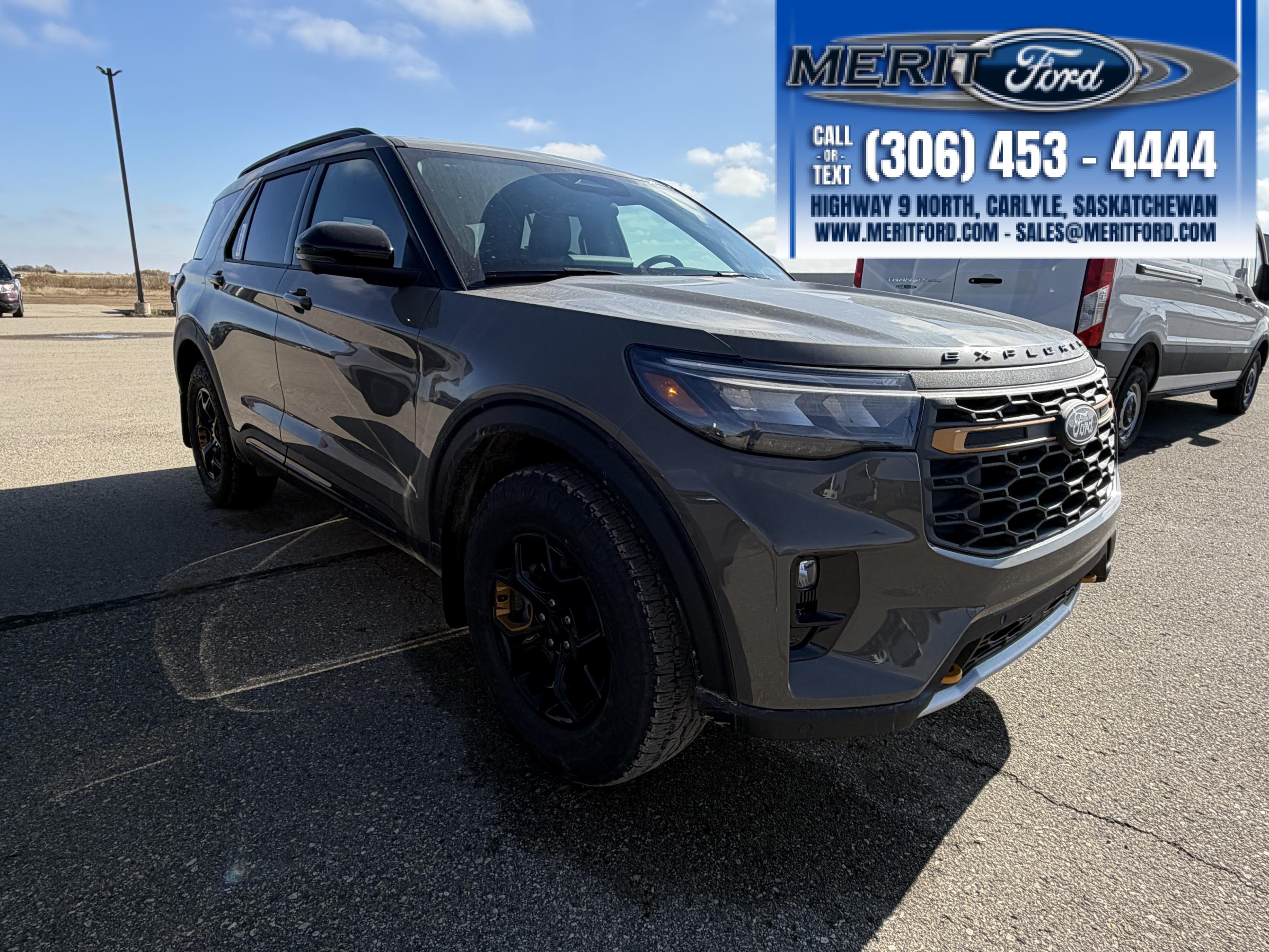 Star White Metallic Tri-Coat 2027 Ford Explorer SUV / Crossover All-Wheel Drive Automatic