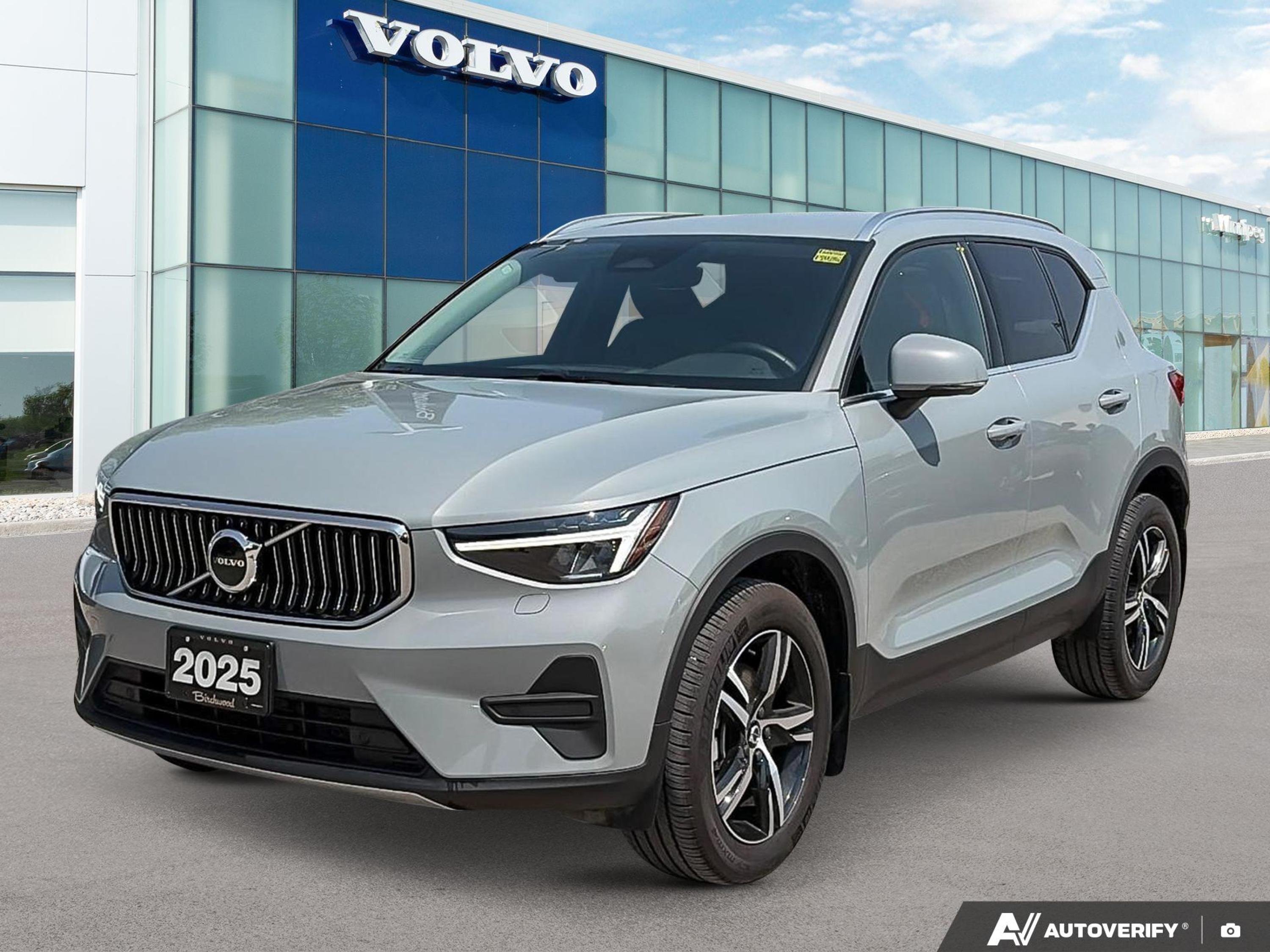 Gray (Vapour Grey Metallic) 2025 Volvo XC40 SUV / Crossover All-Wheel Drive Automatic