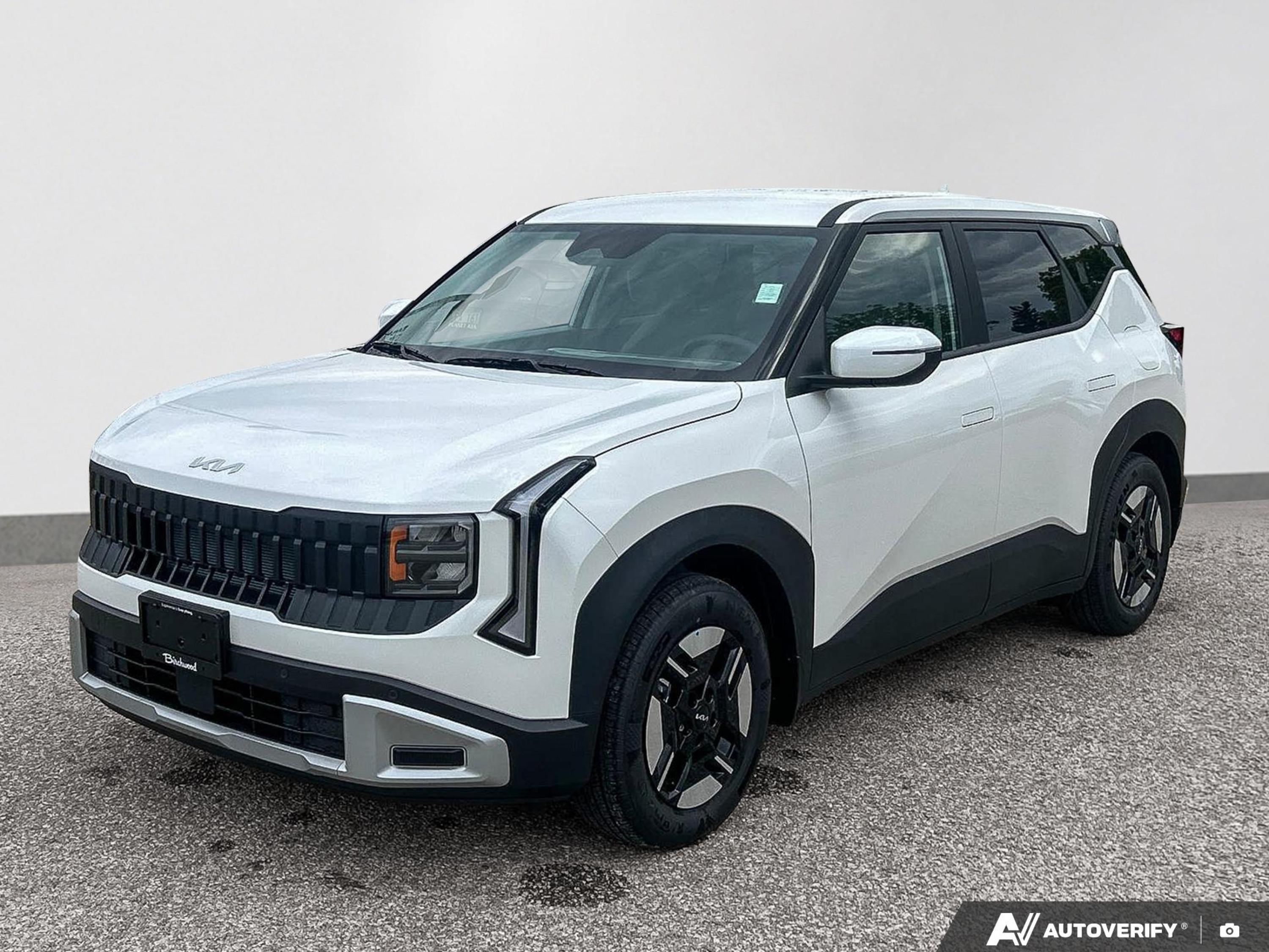 Snow White Pearl 2027 Kia Seltos SUV / Crossover Front-Wheel Drive Automatic