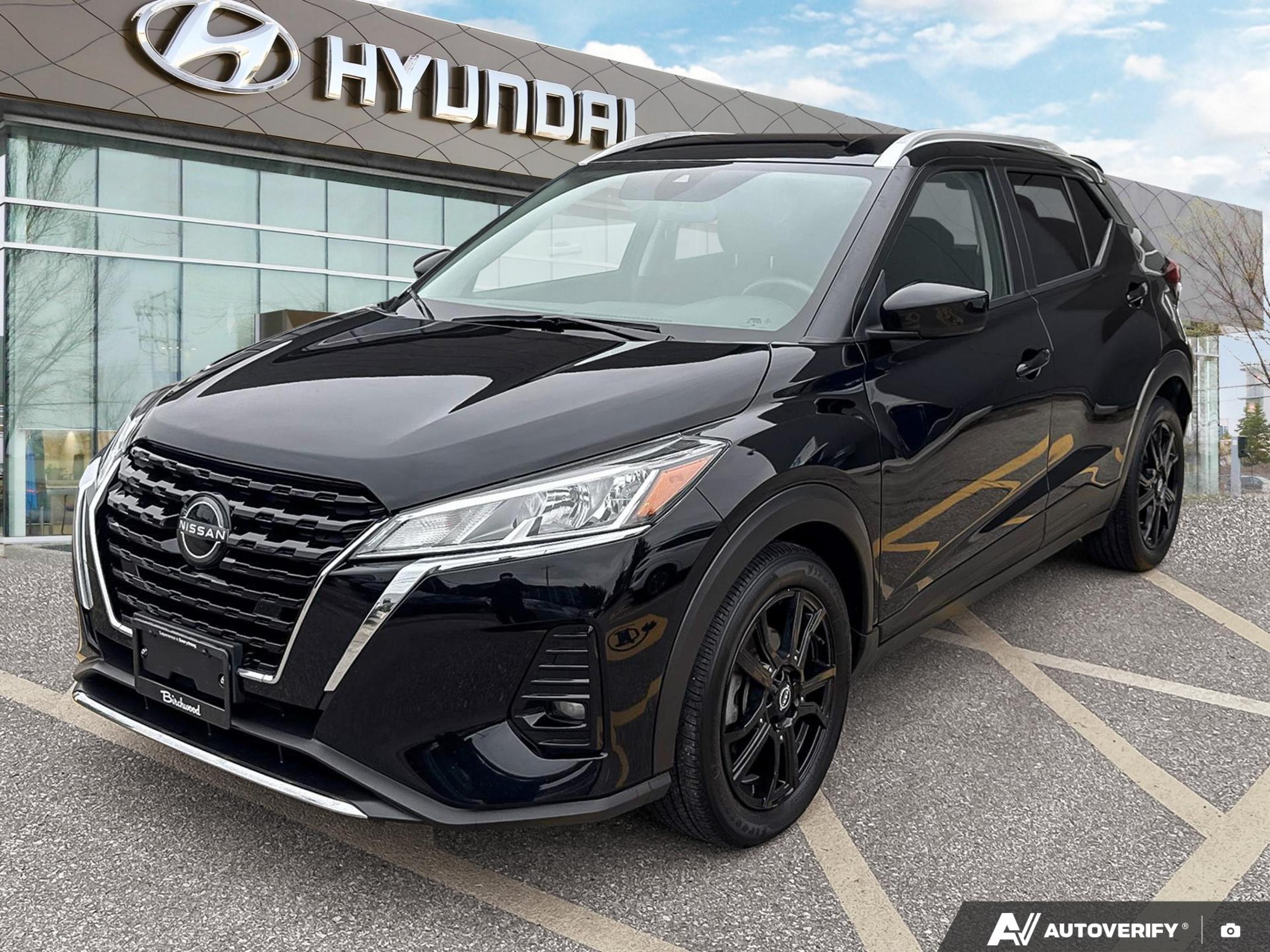Super Black 2022 Nissan Kicks SUV / Crossover Front-Wheel Drive Automatic