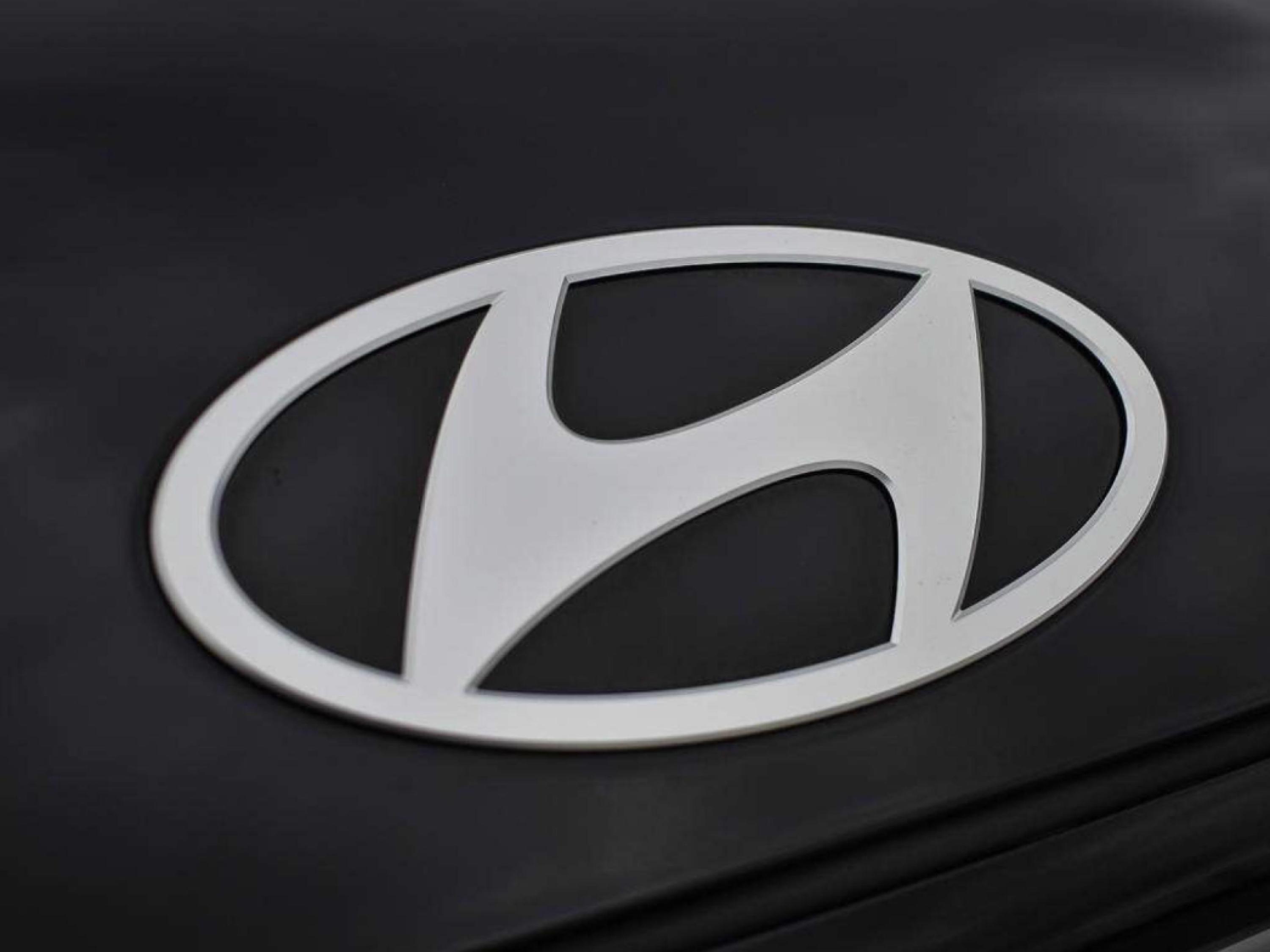 new 2027 Hyundai Santa Fe Hybrid car, priced at $50,653