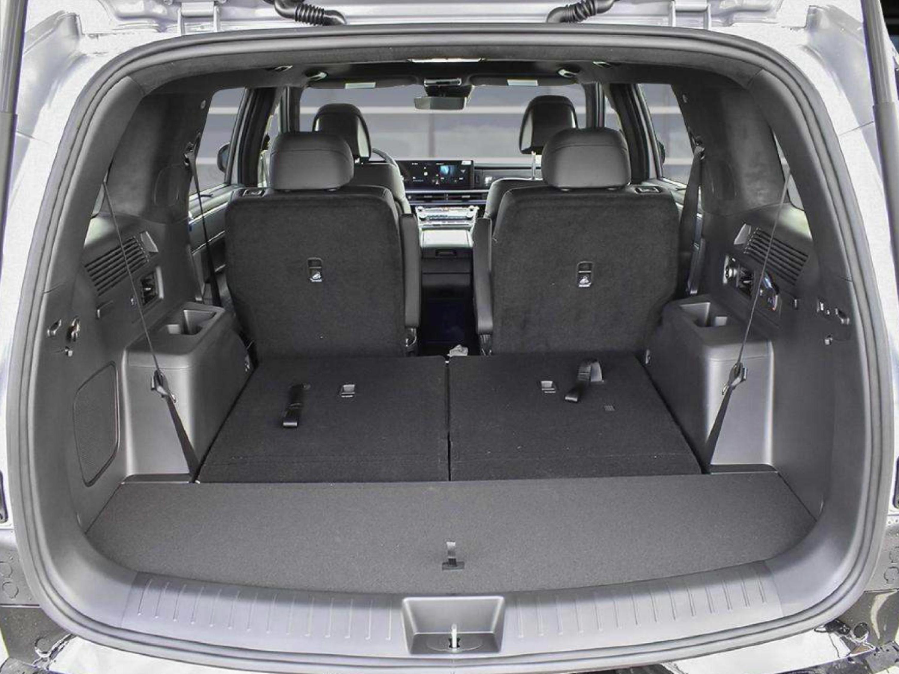 new 2027 Hyundai Santa Fe Hybrid car, priced at $54,653