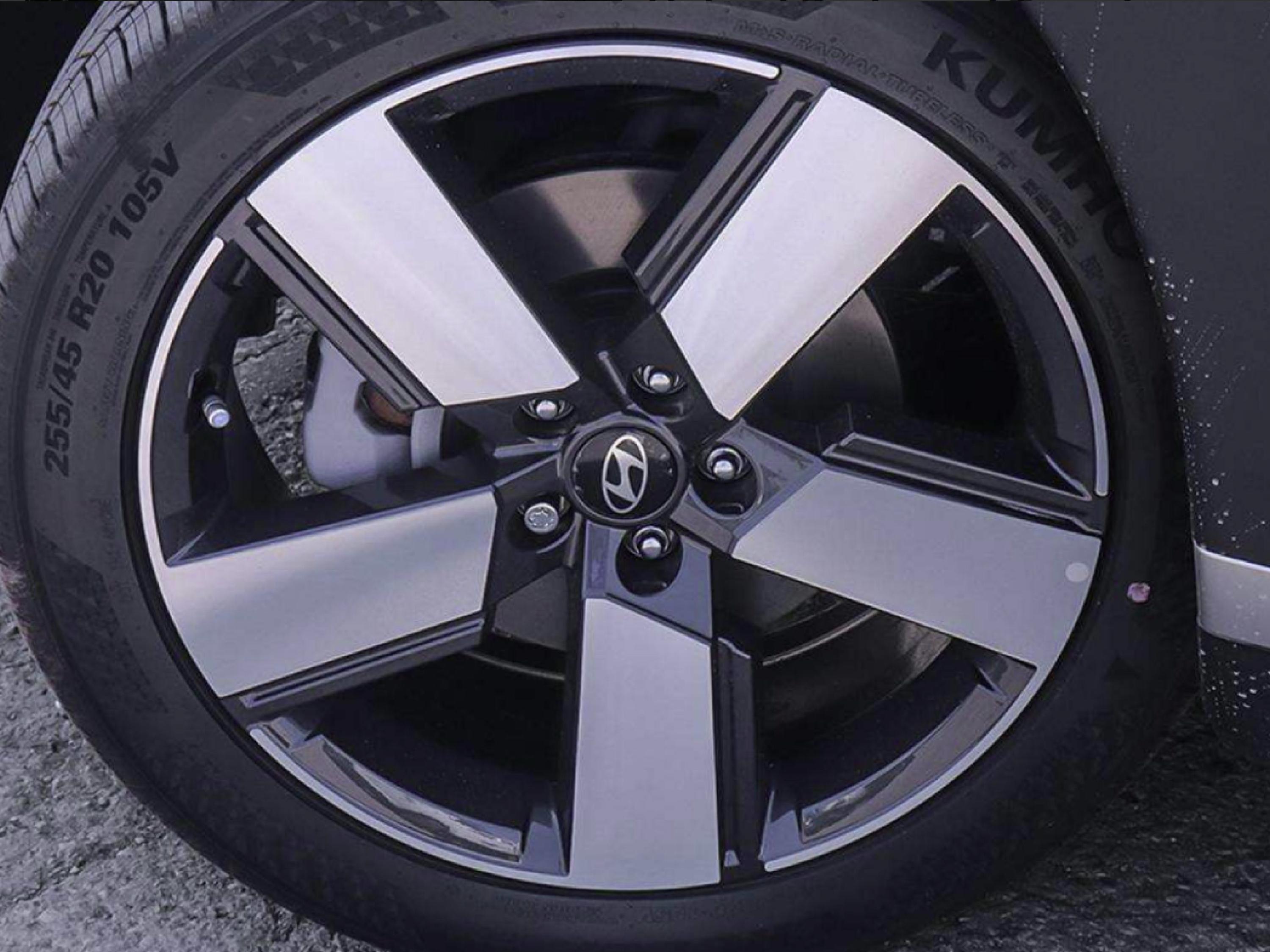 new 2027 Hyundai Santa Fe Hybrid car, priced at $55,000