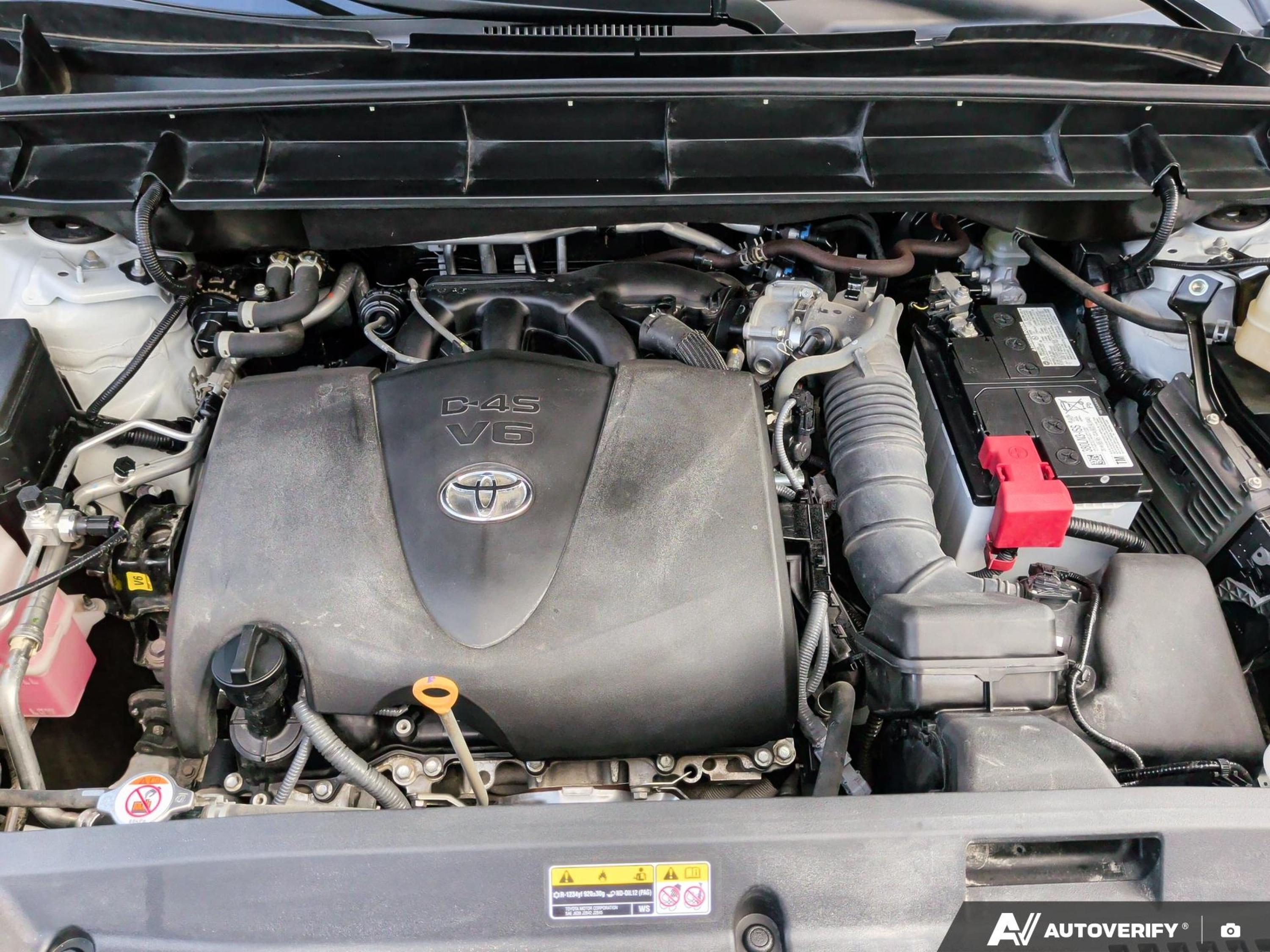 used 2022 Toyota Highlander car, priced at $47,487